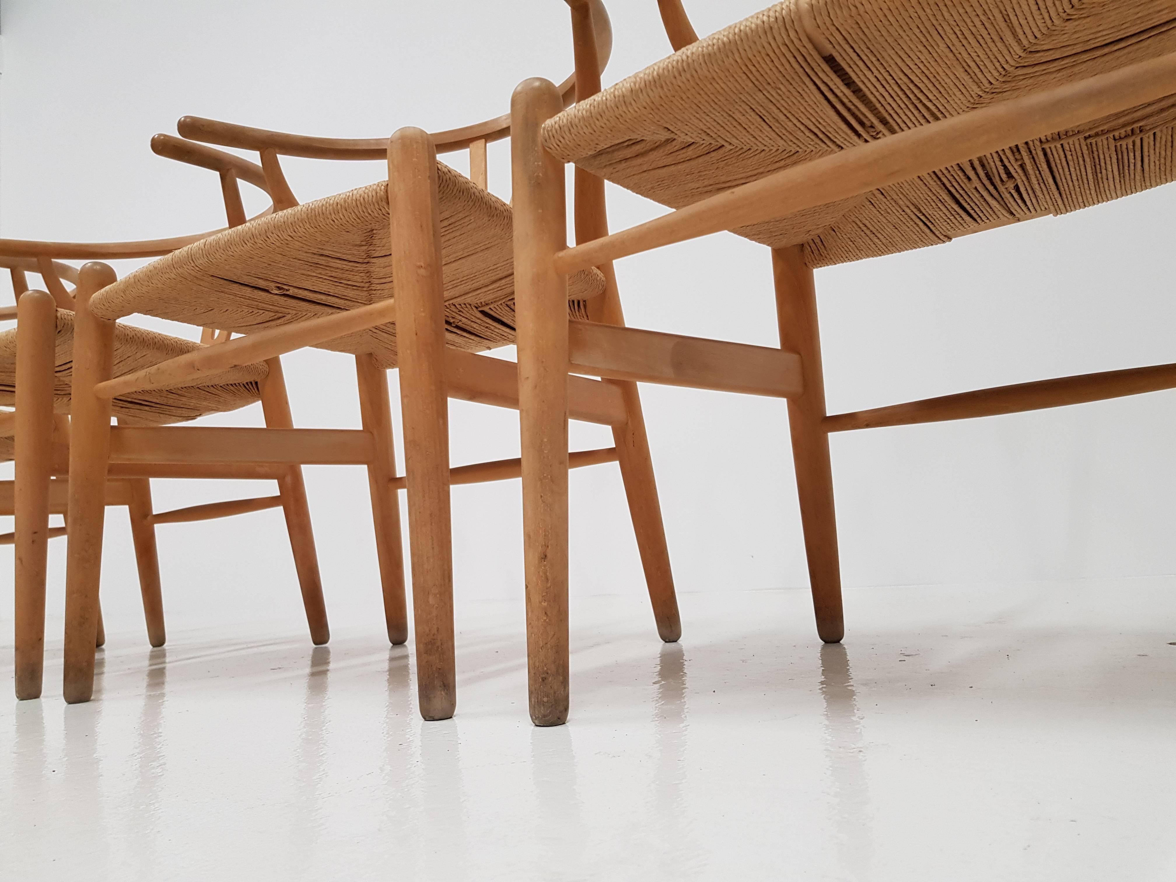 Set of Four Iconic Vintage Danish Hans J. Wegner CH24 'Wishbone' Chairs 2