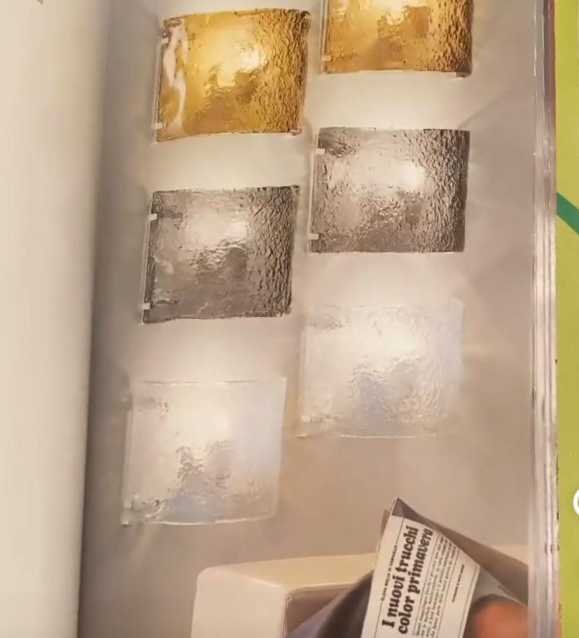 Juego de cuatro apliques de pared de Murano iridiscente de Carlo Nason para Mazzega, años 70 Moderno de mediados de siglo en venta