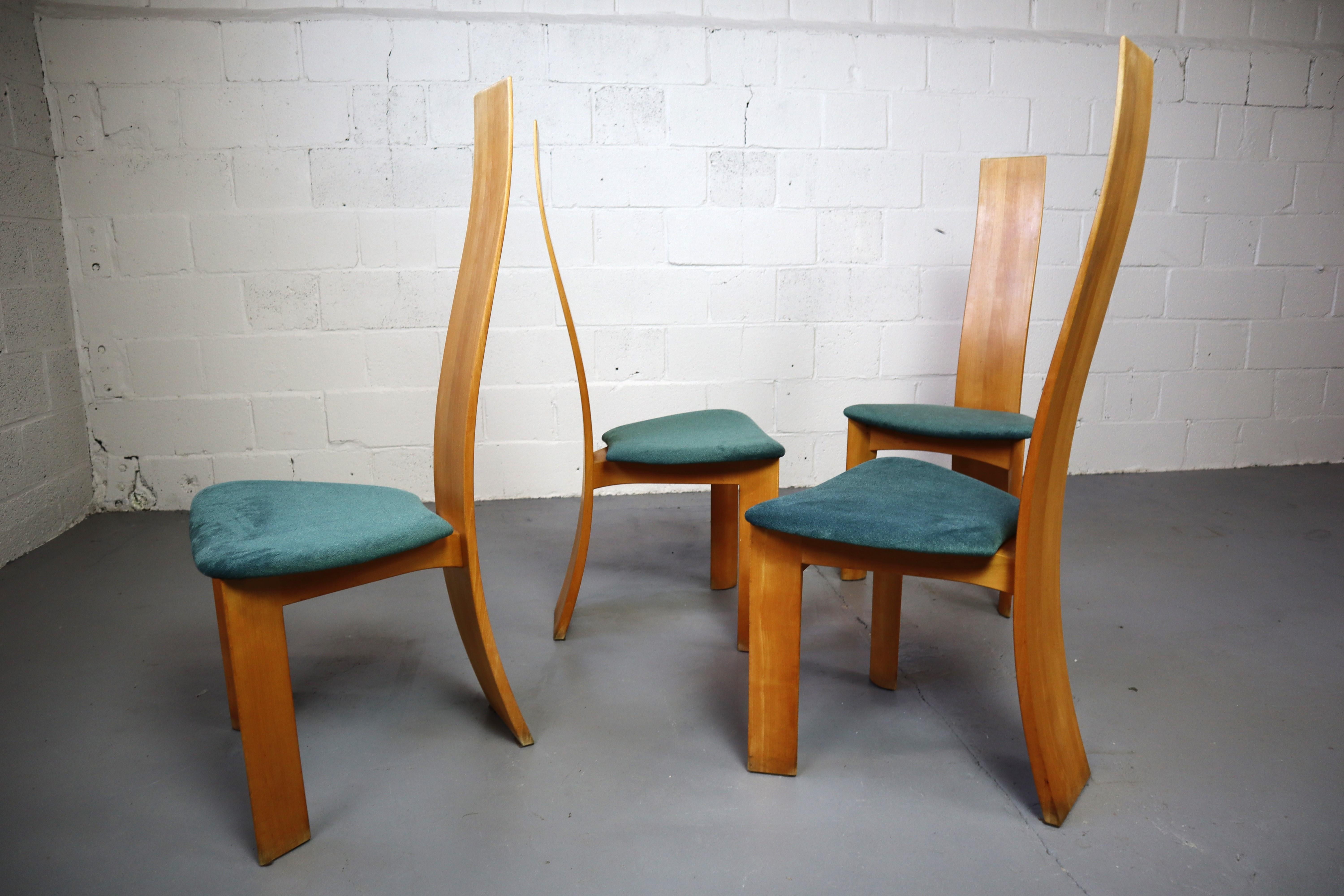 Satz von vier Stühlen „Iris“ von Bob Van den Berghe für Tranekaer Furniture, Dänemark (21. Jahrhundert und zeitgenössisch) im Angebot