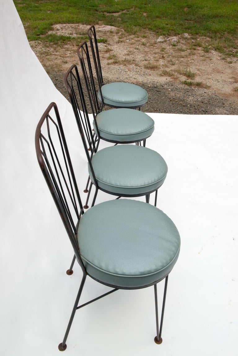 Set of Four Iron Mid-Century Dining Chairs by Woodard For Sale 5