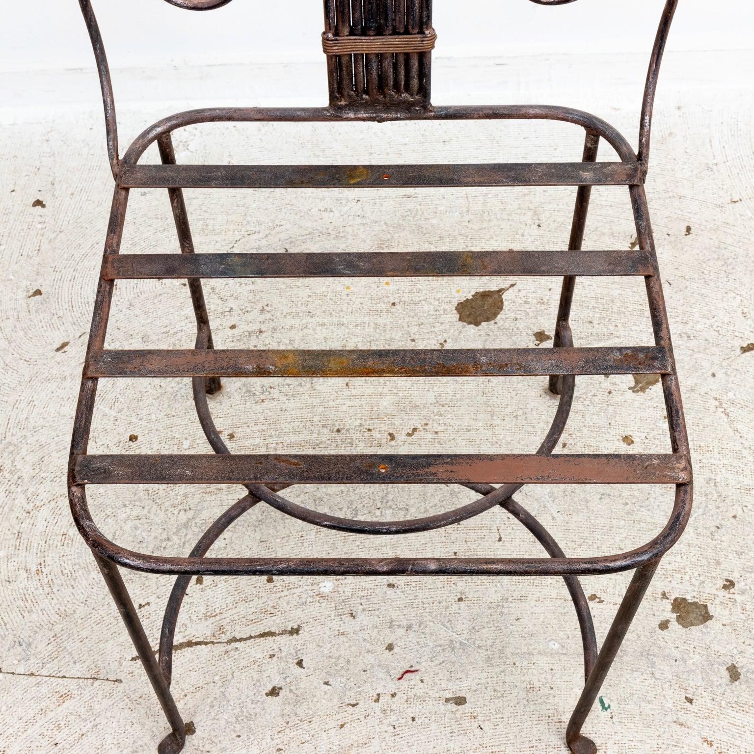 Set of Four Iron Scroll Back Chairs In Good Condition For Sale In Stamford, CT