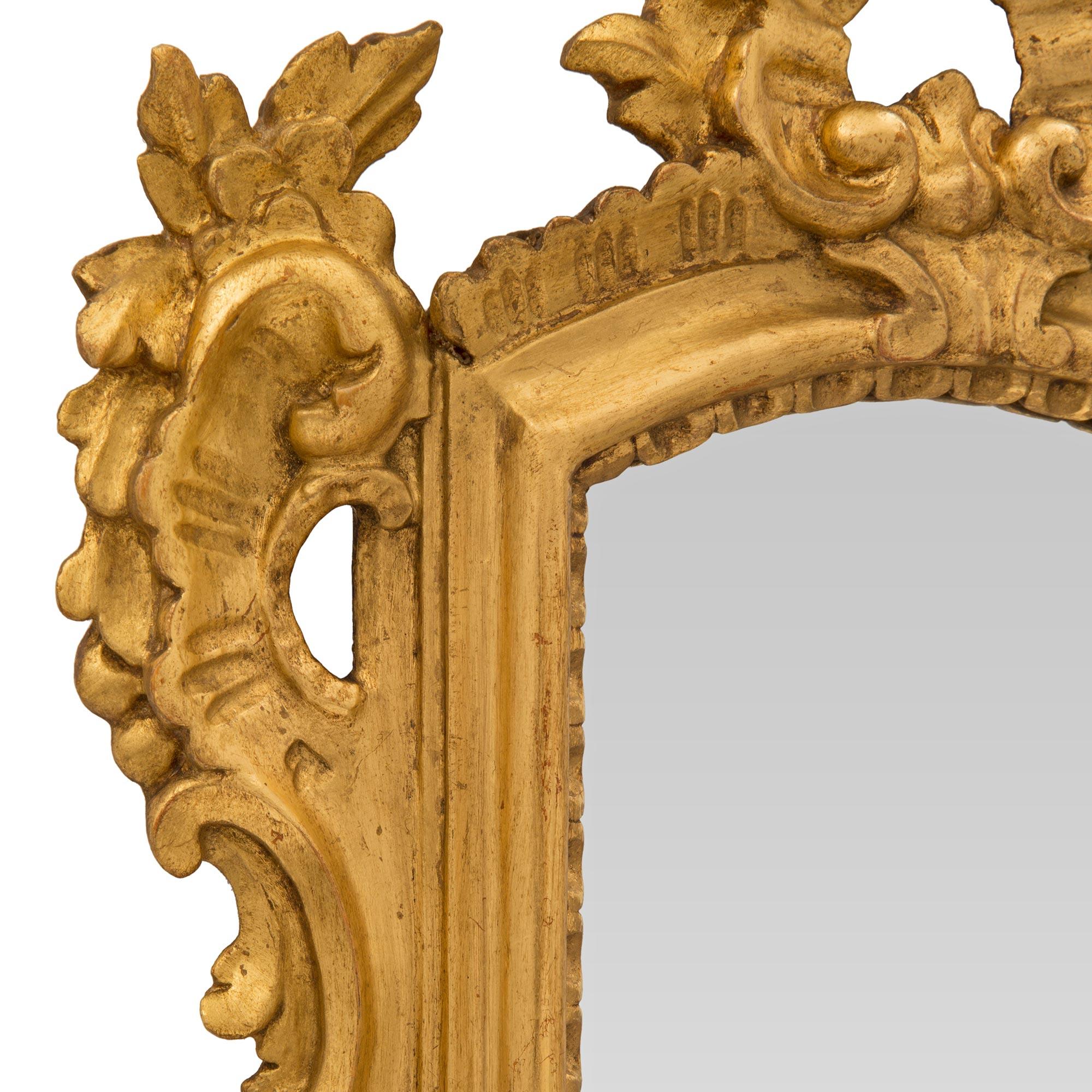 Set of Four Italian 19th Century Louis XV St. Giltwood and Mirrored Sconces For Sale 1