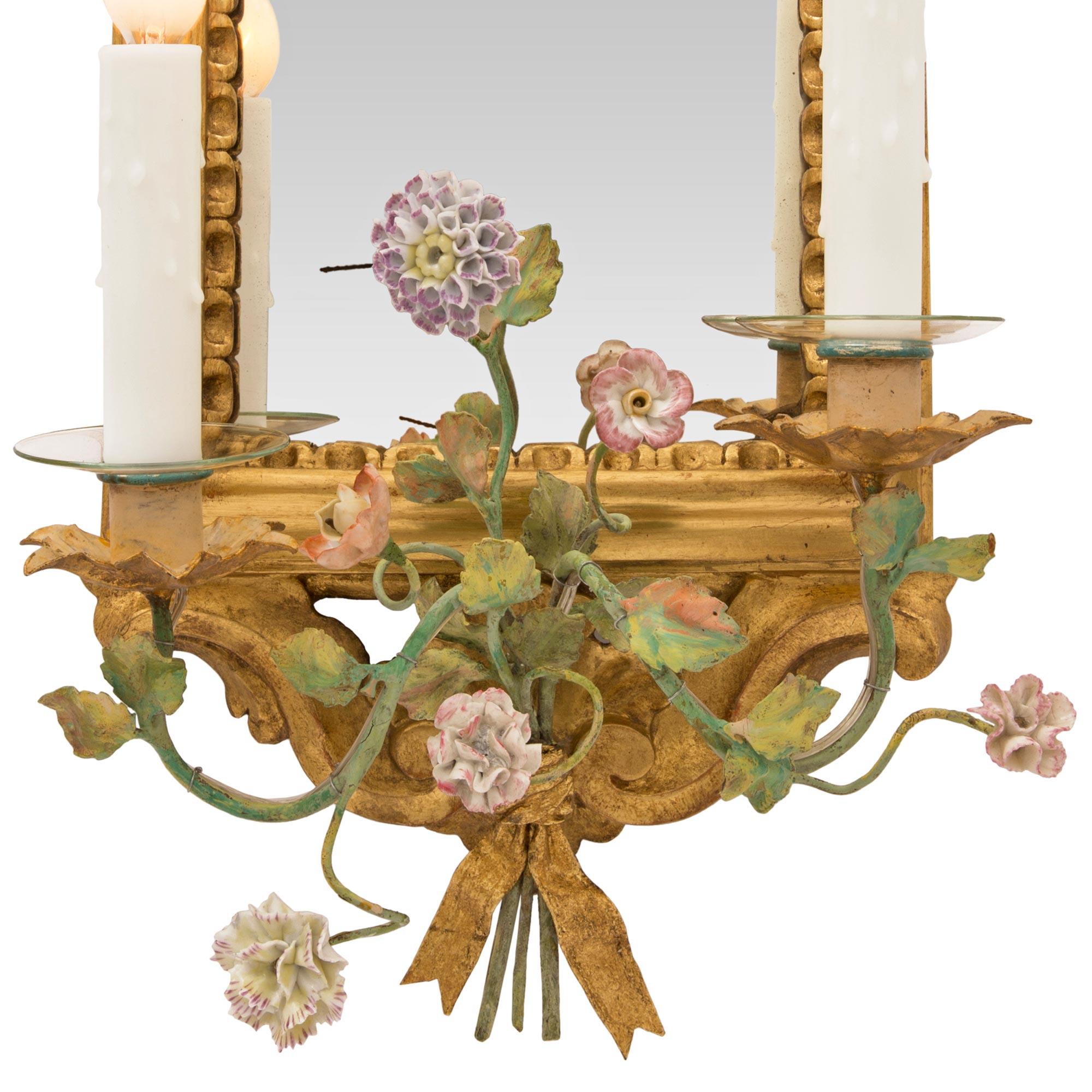 Set of Four Italian 19th Century Louis XV St. Giltwood and Mirrored Sconces For Sale 3
