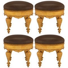 Satz von vier italienischen runden vergoldeten Holzbänken im Louis-XVI-Stil des 19. Jahrhunderts