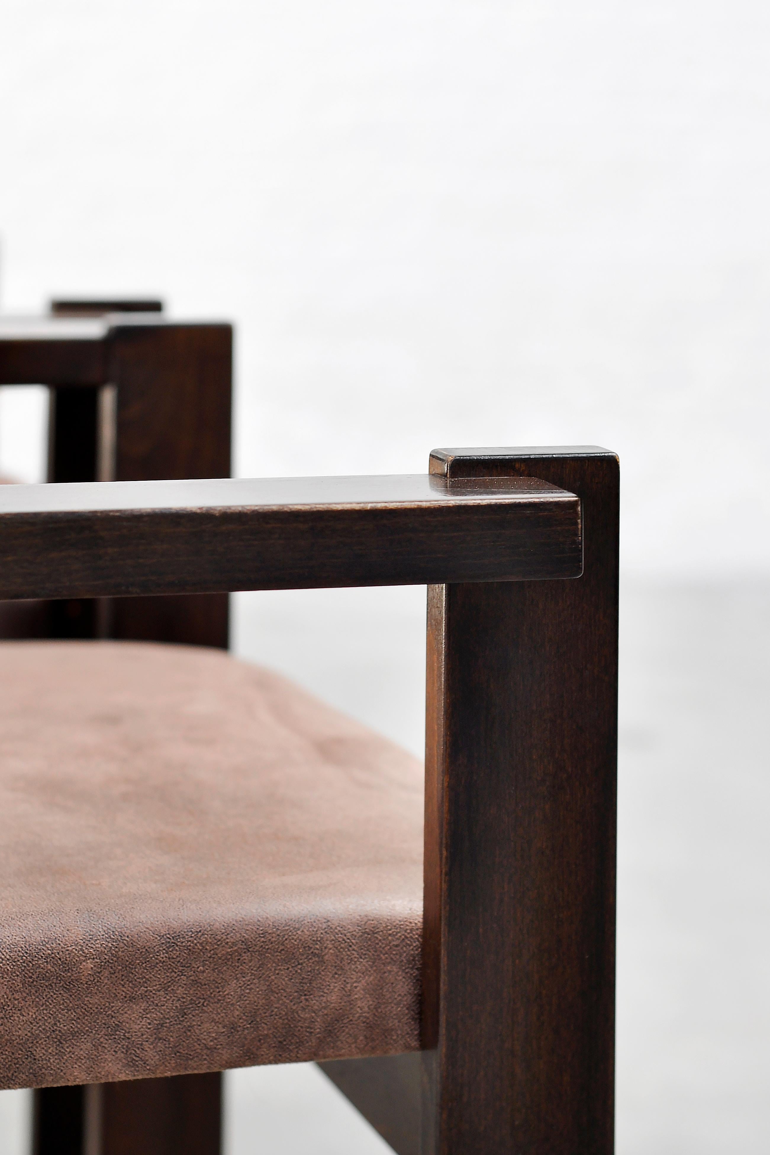 Set of Four Italian Architectural Dining Chairs in Stained Wood, 1960s 4