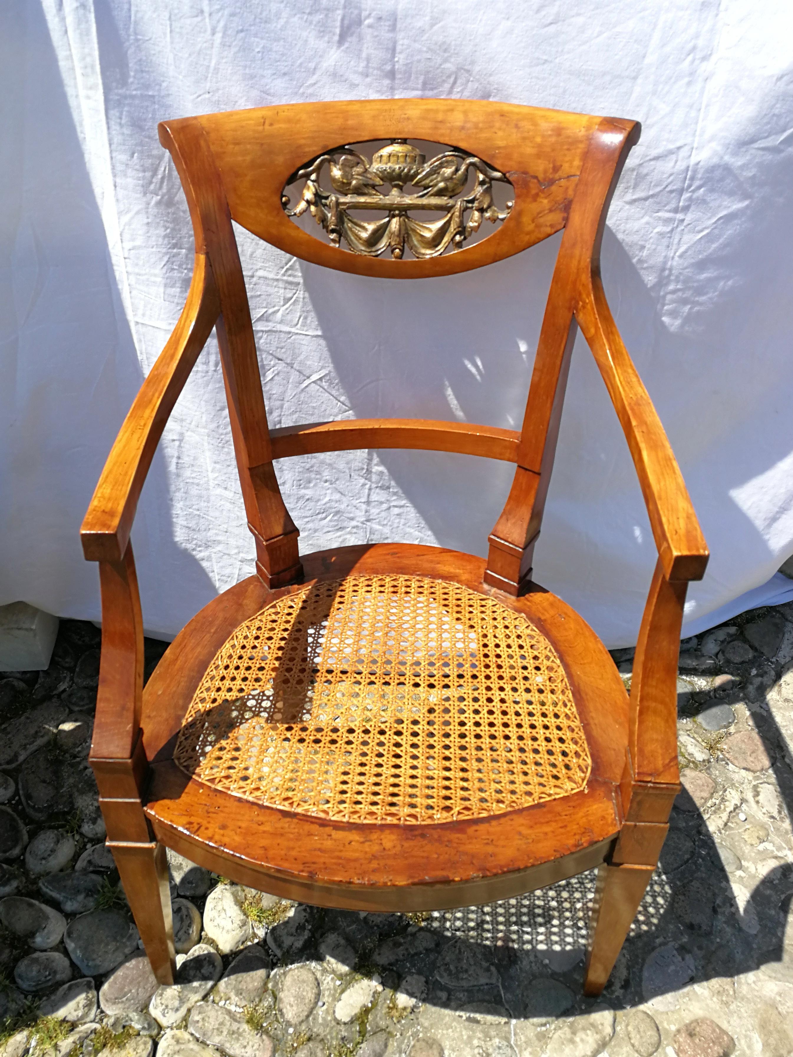 Set of Four Italian Armchairs, Venice 19th Century Carved Wood Italy Biedermeier In Good Condition For Sale In Varmo, IT