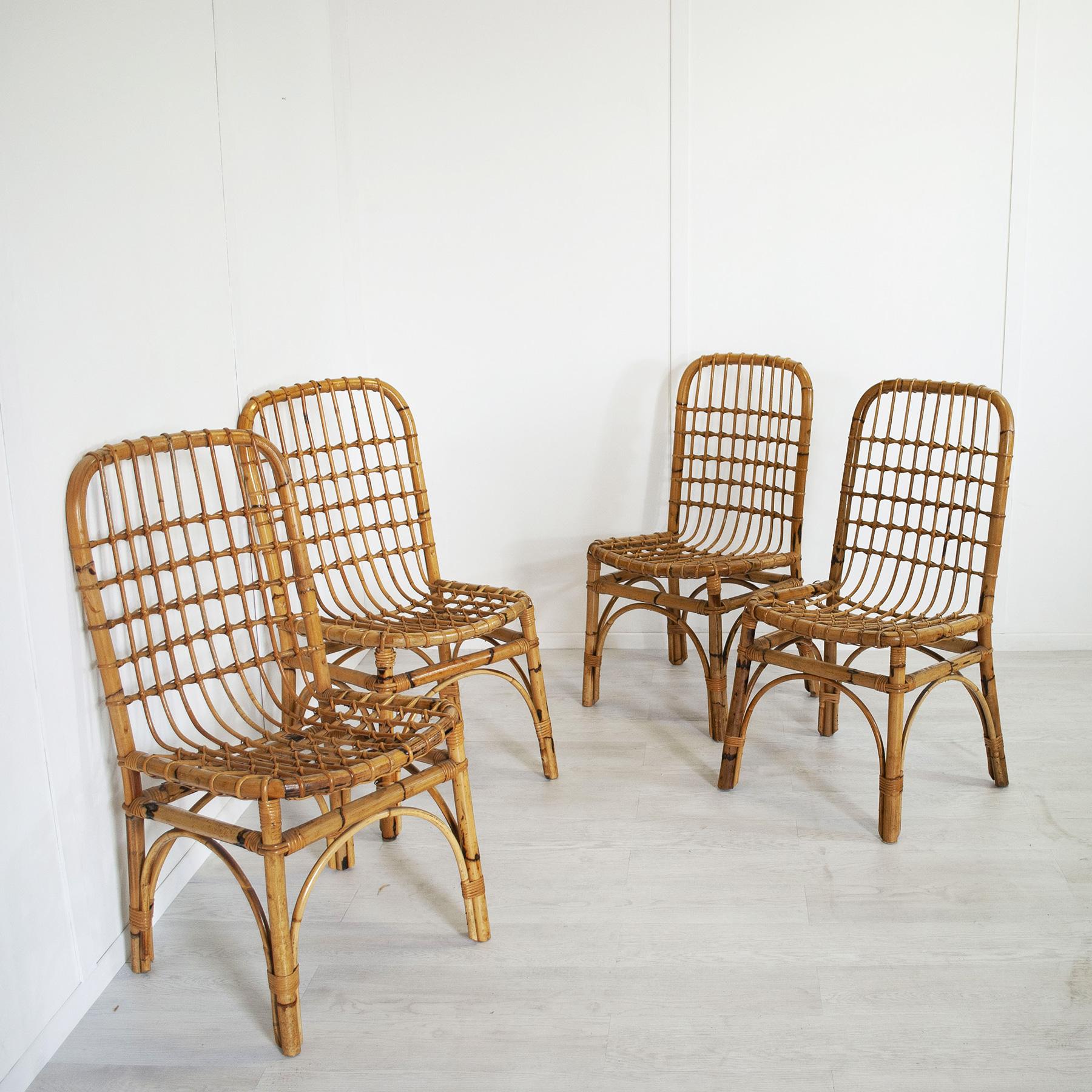 Mid-20th Century Set of four Italian bamboo folding chairs very confortable, mid 60s. For Sale
