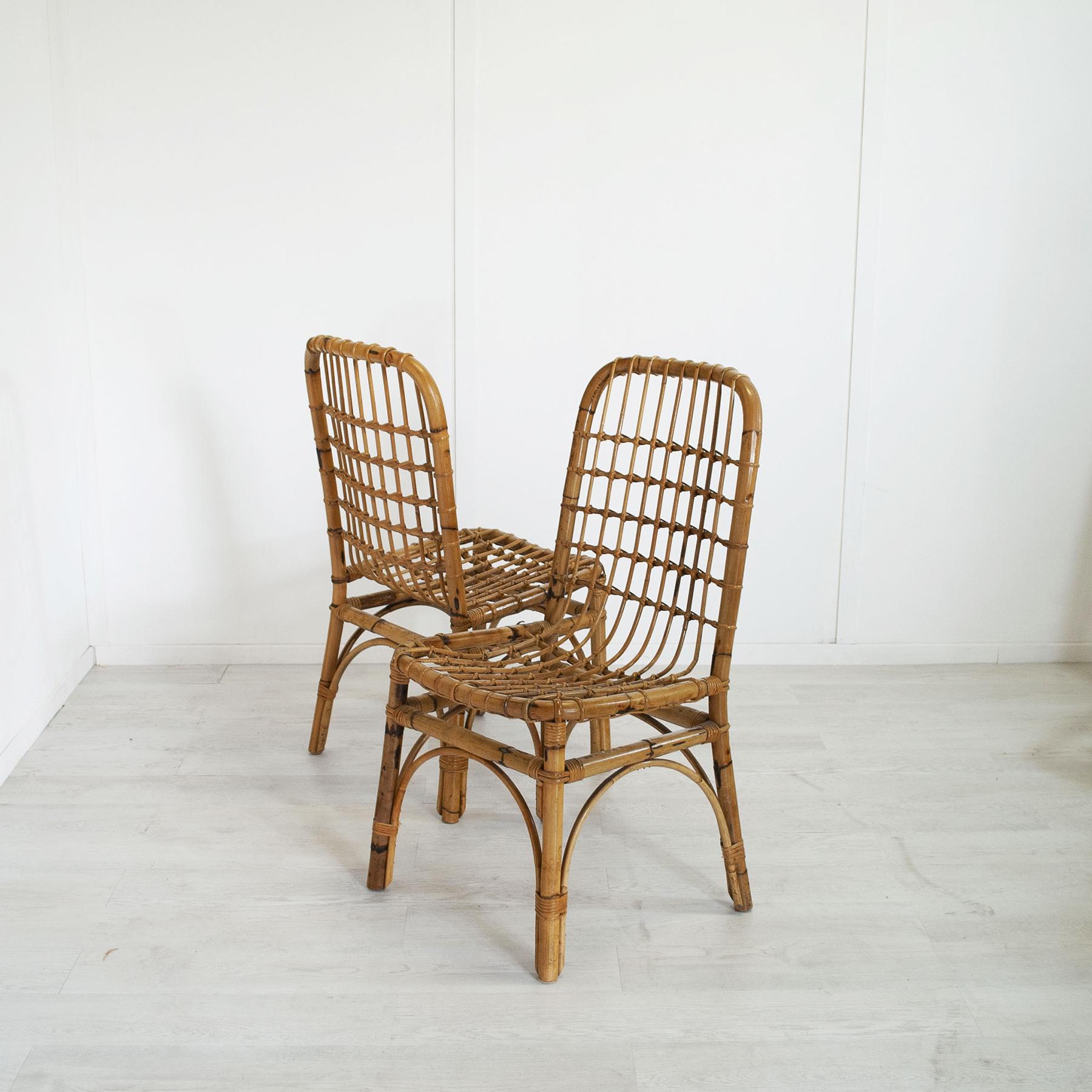 Bambou Ensemble de quatre chaises pliantes italiennes en bambou très confortables, milieu des années 60. en vente