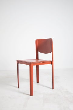 Ensemble de quatre chaises italiennes:: cuir bourgogne Matteograssi M. Sistina:: Label 1980