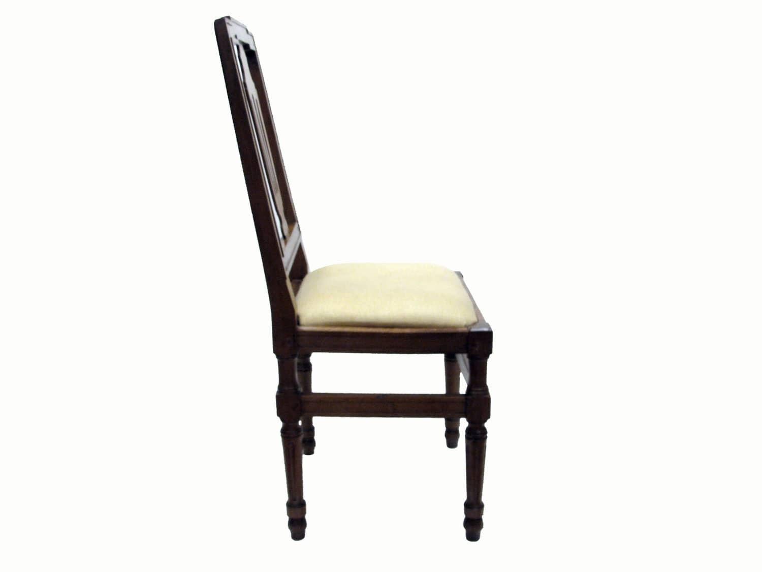 Tissu Ensemble de quatre chaises italiennes Fin du 19e siècle Chaises piémontaises en noyer massif  en vente