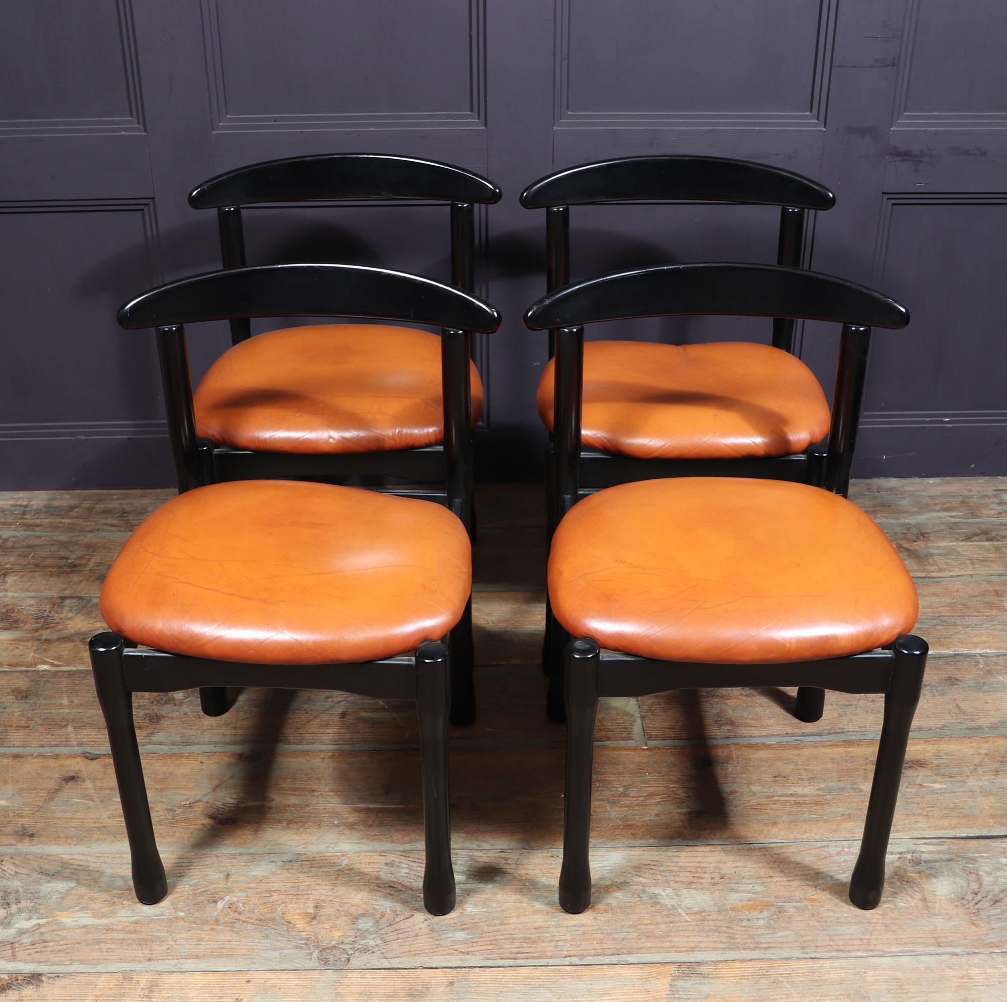 Set of Four Italian Dining Chairs by Vico Magistretti For Sale 5