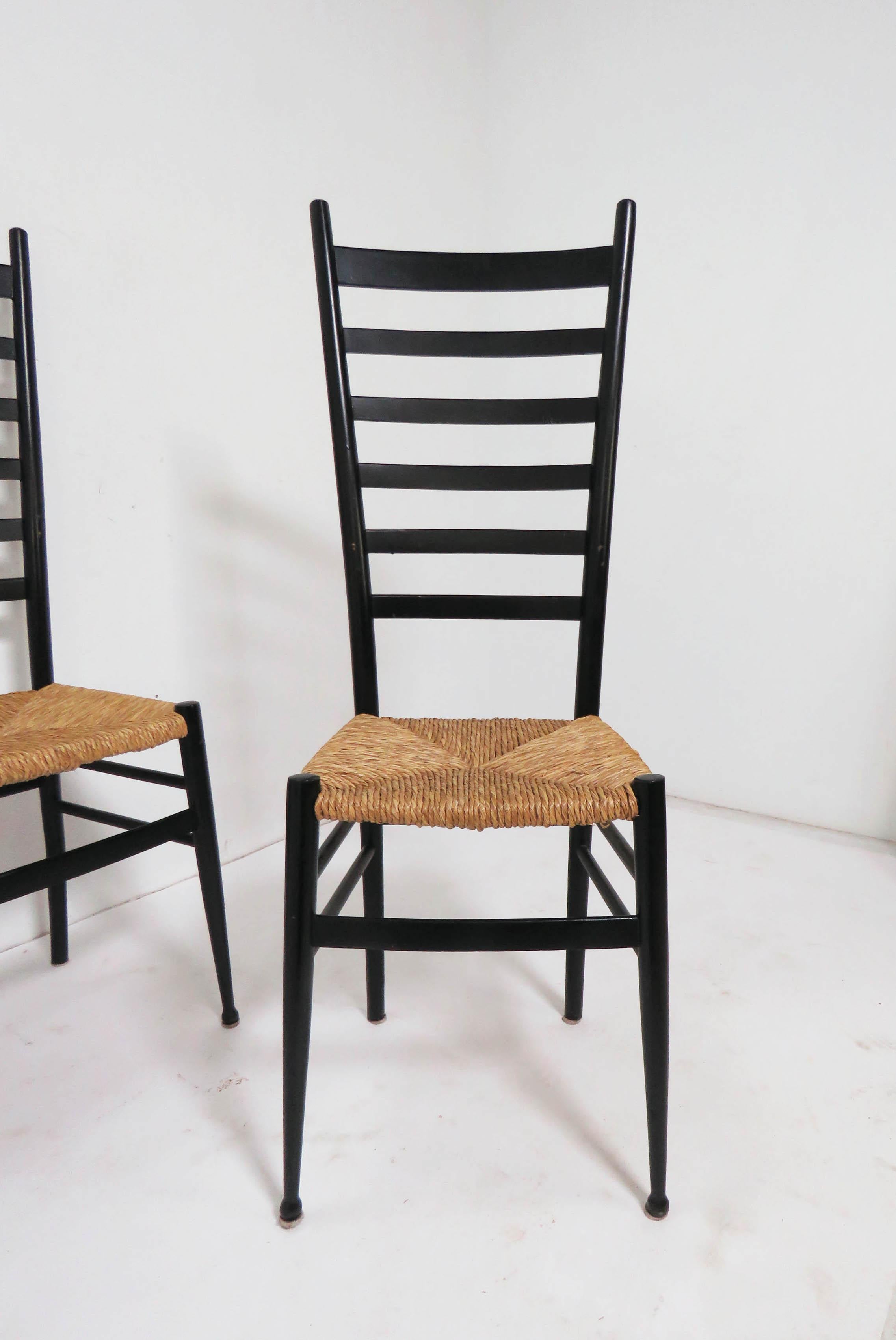 Set of Four Italian Ladder Back Dining Chairs After Gio Ponti In Good Condition In Peabody, MA