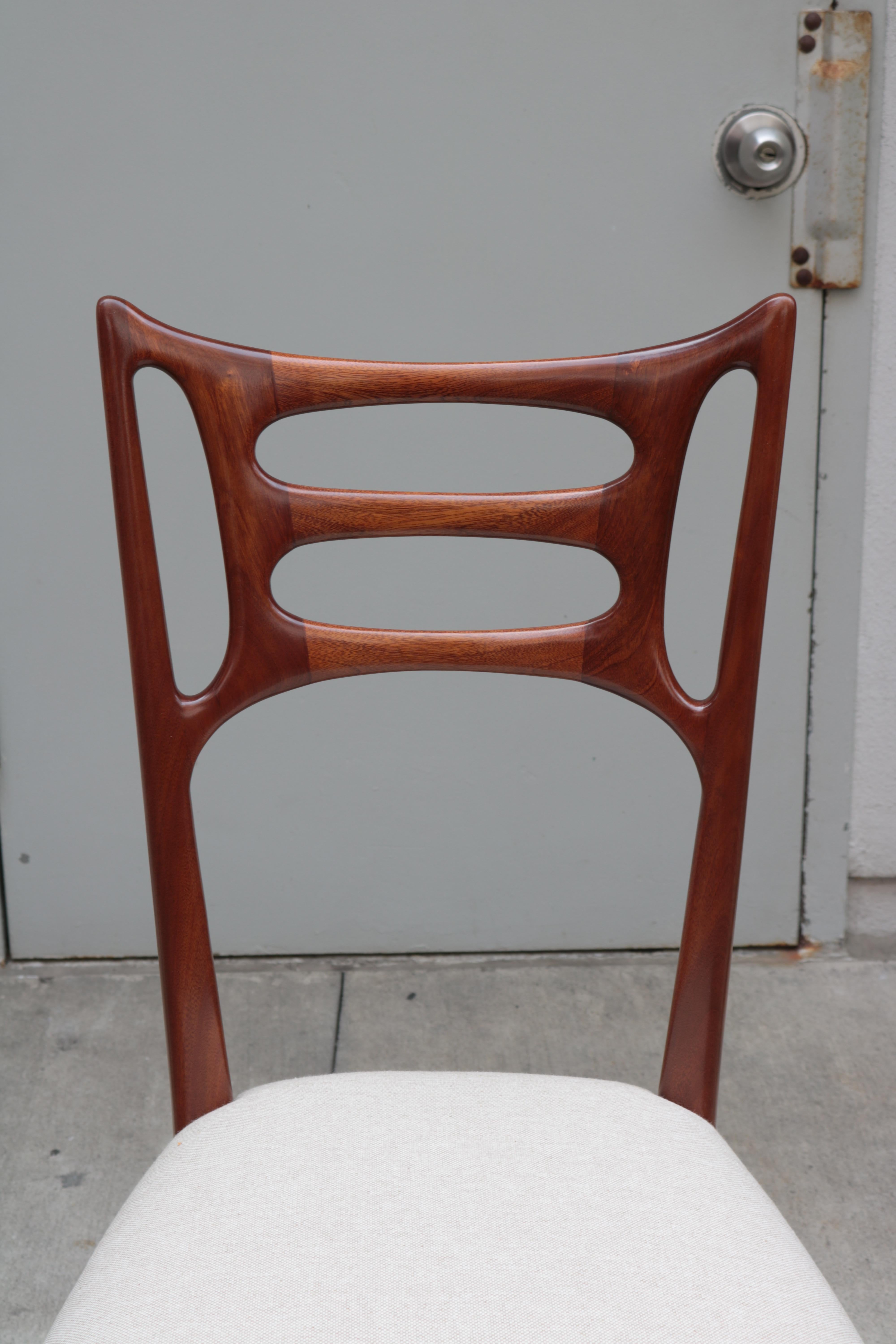 Mid-20th Century Set of Four Italian Mid Century Dining Chairs , Italy 1950's For Sale