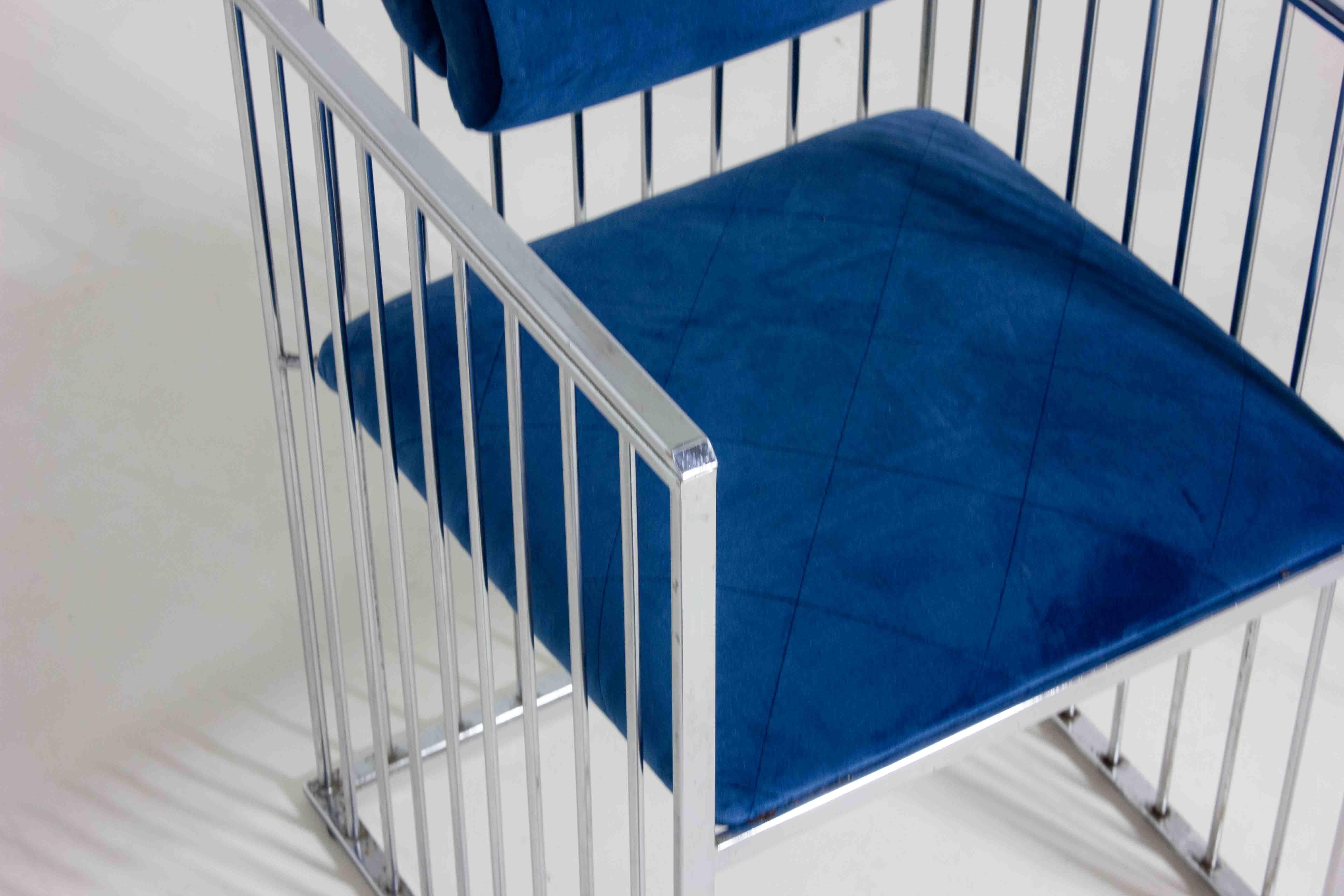 Set of four Italian modernist chrome chairs with royal blue velvet, 1970s For Sale 1