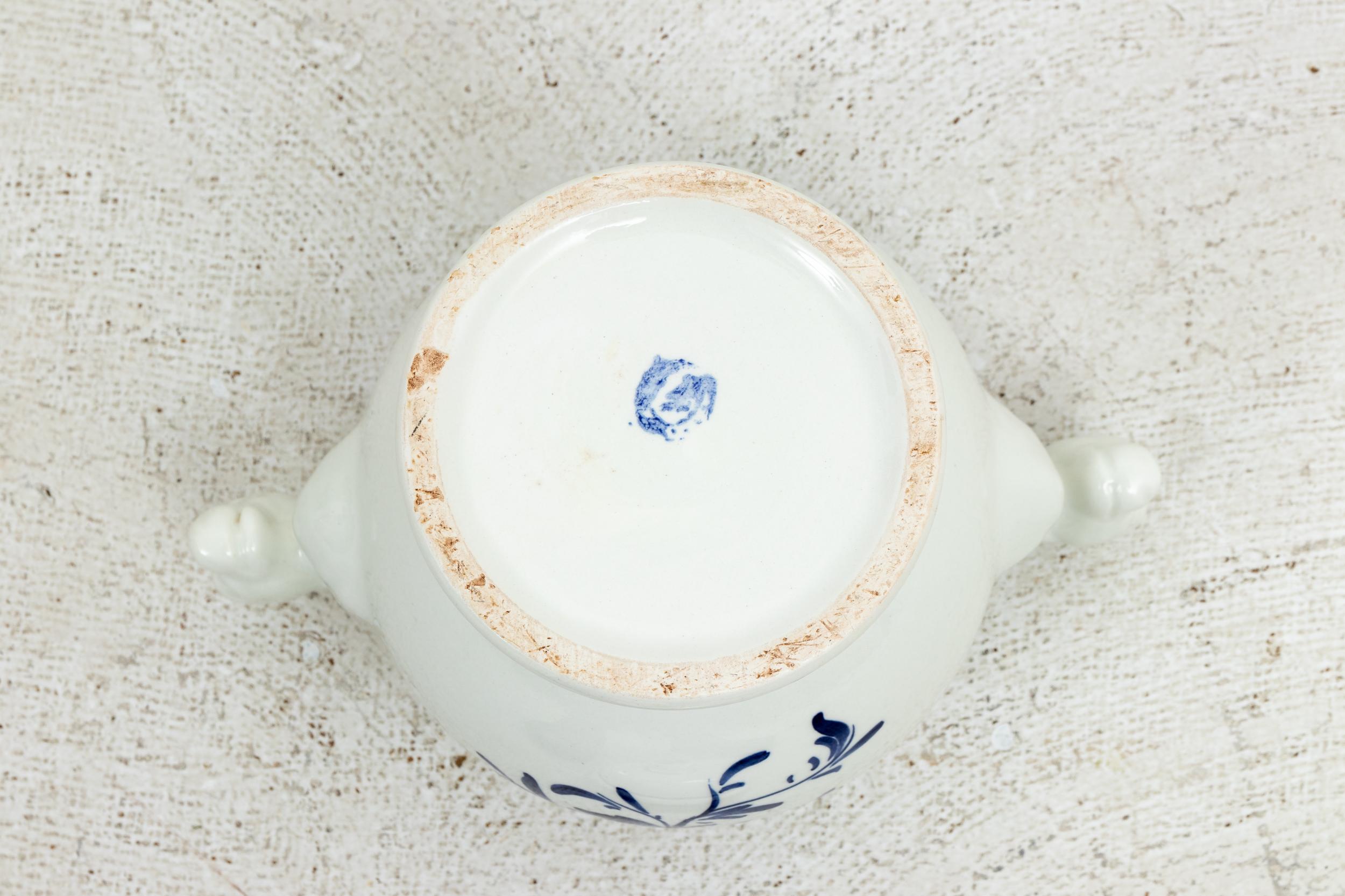 Set of Four Italian Painted Blue and White Apothecary Jars 3