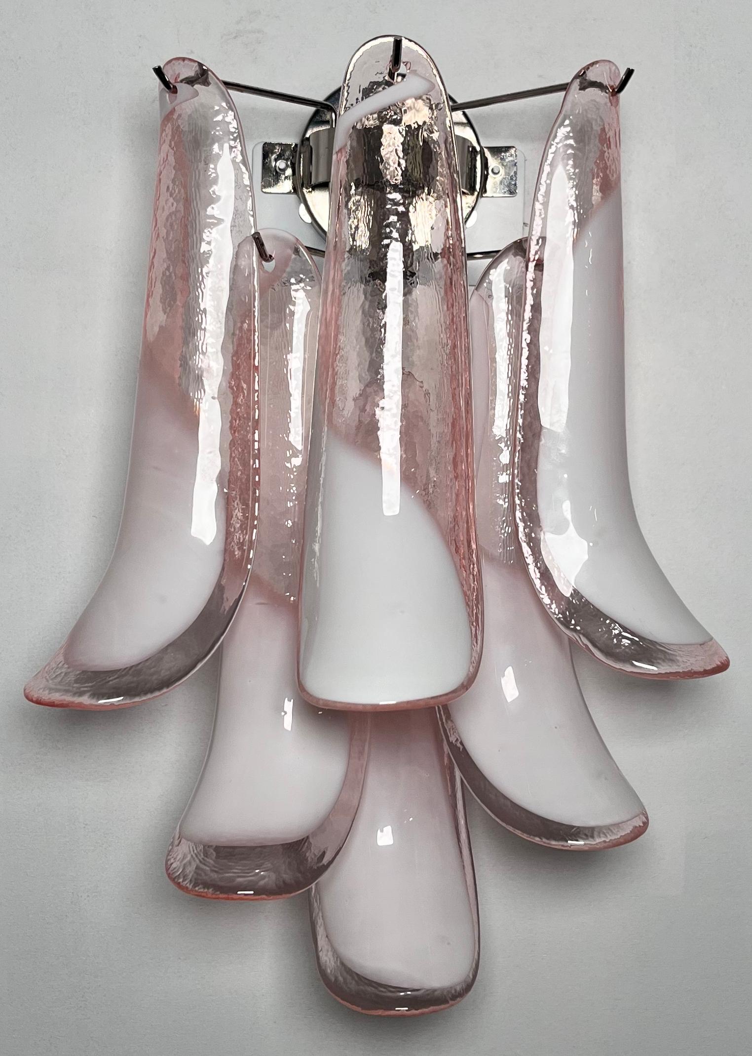 Set of Four Italian Petal Murano Sconces For Sale 2
