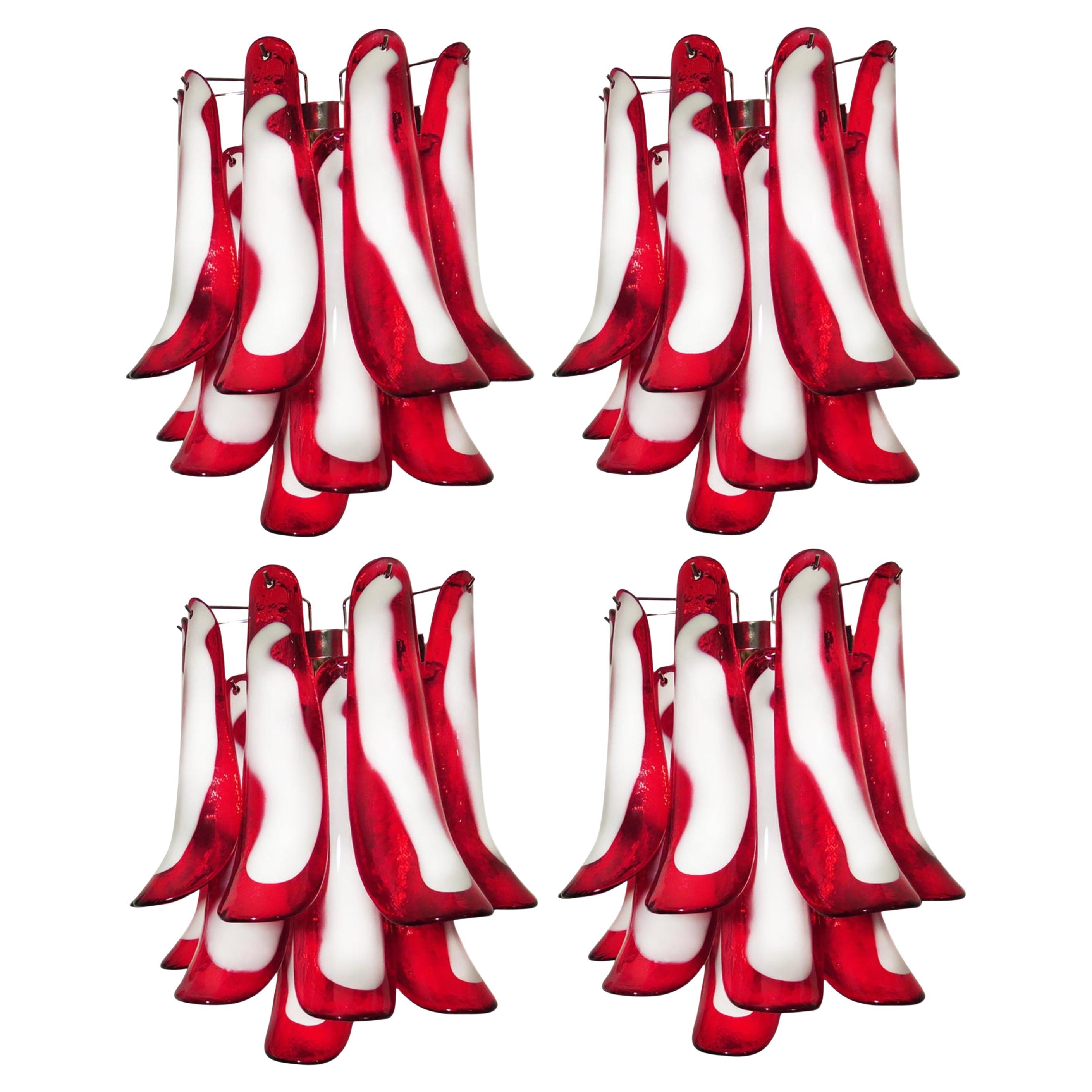 Ensemble de quatre appliques italiennes à pétales de Murano