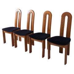 Conjunto de cuatro sillas postmodernas italianas atribuidas a Mobilgirgi