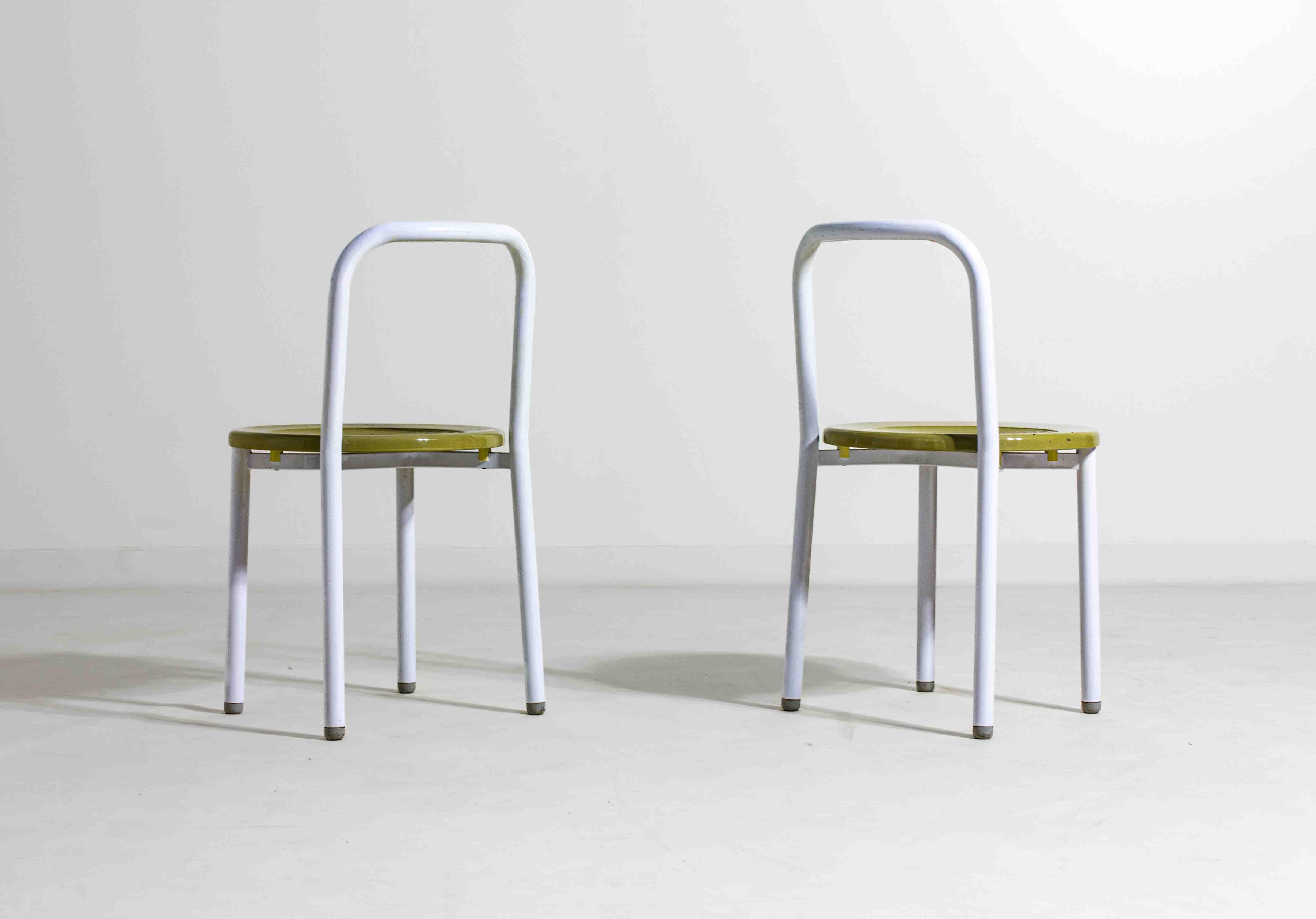 Set of four Italian postmodern metal chairs with sculpted seats, 1980s For Sale 2