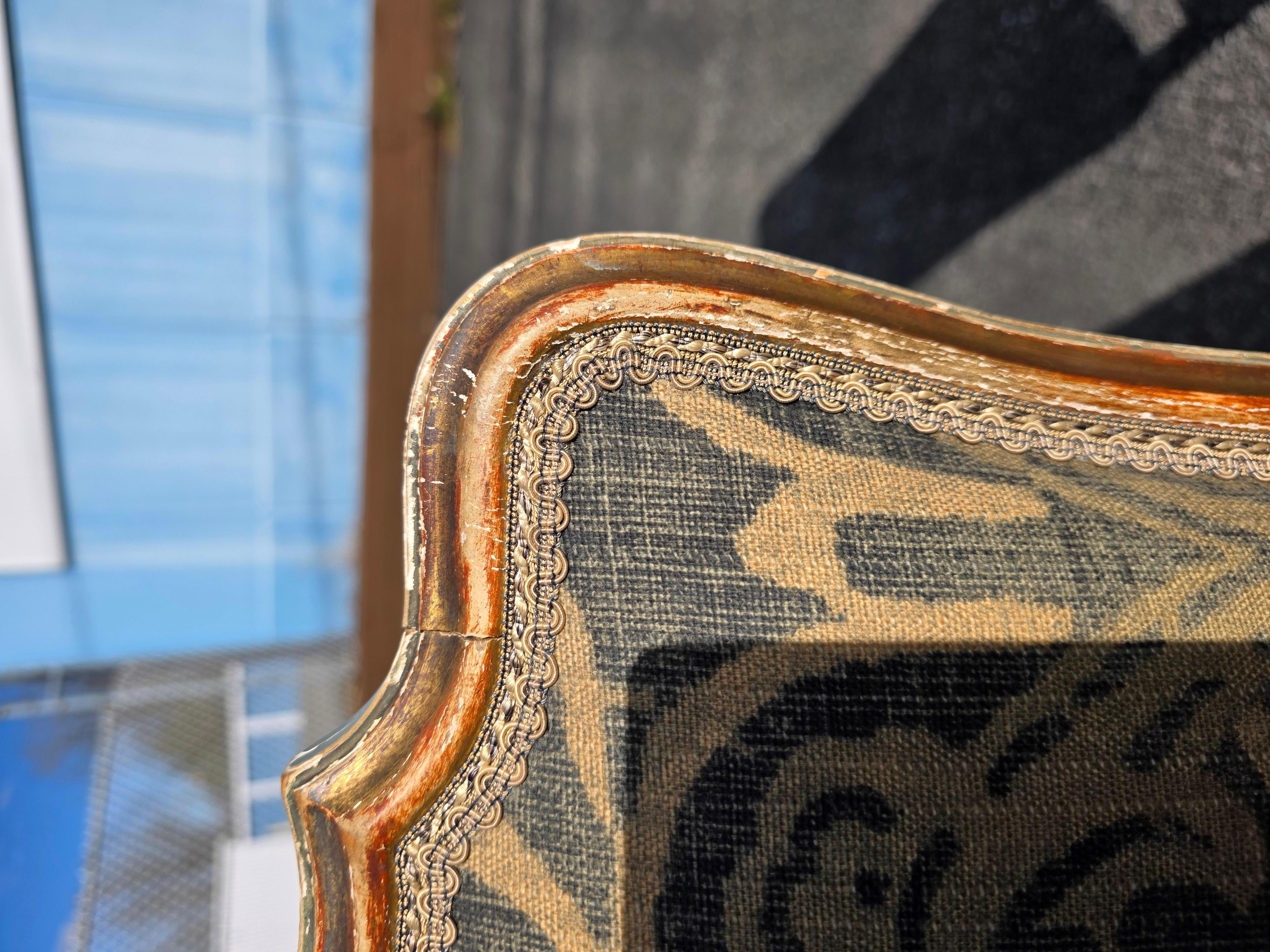 Or Ensemble de quatre chaises italiennes rococo peintes et dorées Venise en vente