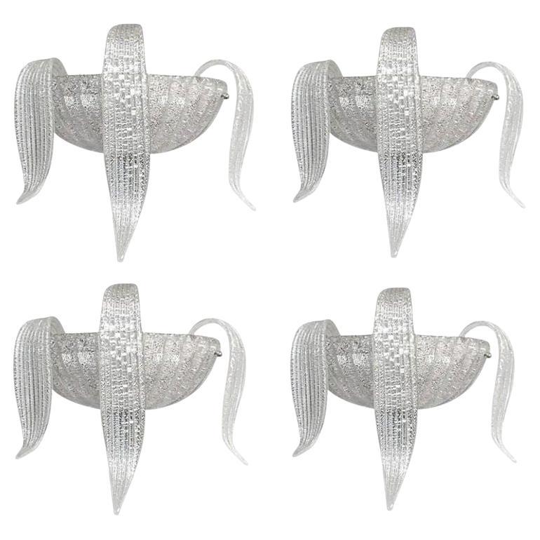 Ensemble de quatre appliques italiennes avec verre de Murano transparent conçues par Barovier e Toso