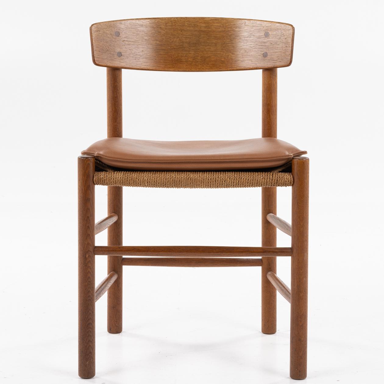Set of four J 39 - Dining chairs in patinated oak, papercord and leather cushion. Designed 1947. Børge Mogensen / FDB