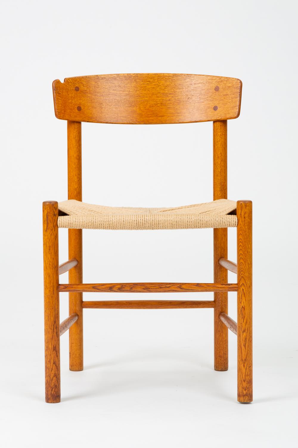 Set of Four J39 Oak Dining Chairs by Børge Mogensen for FDB Møbler In Excellent Condition In Los Angeles, CA