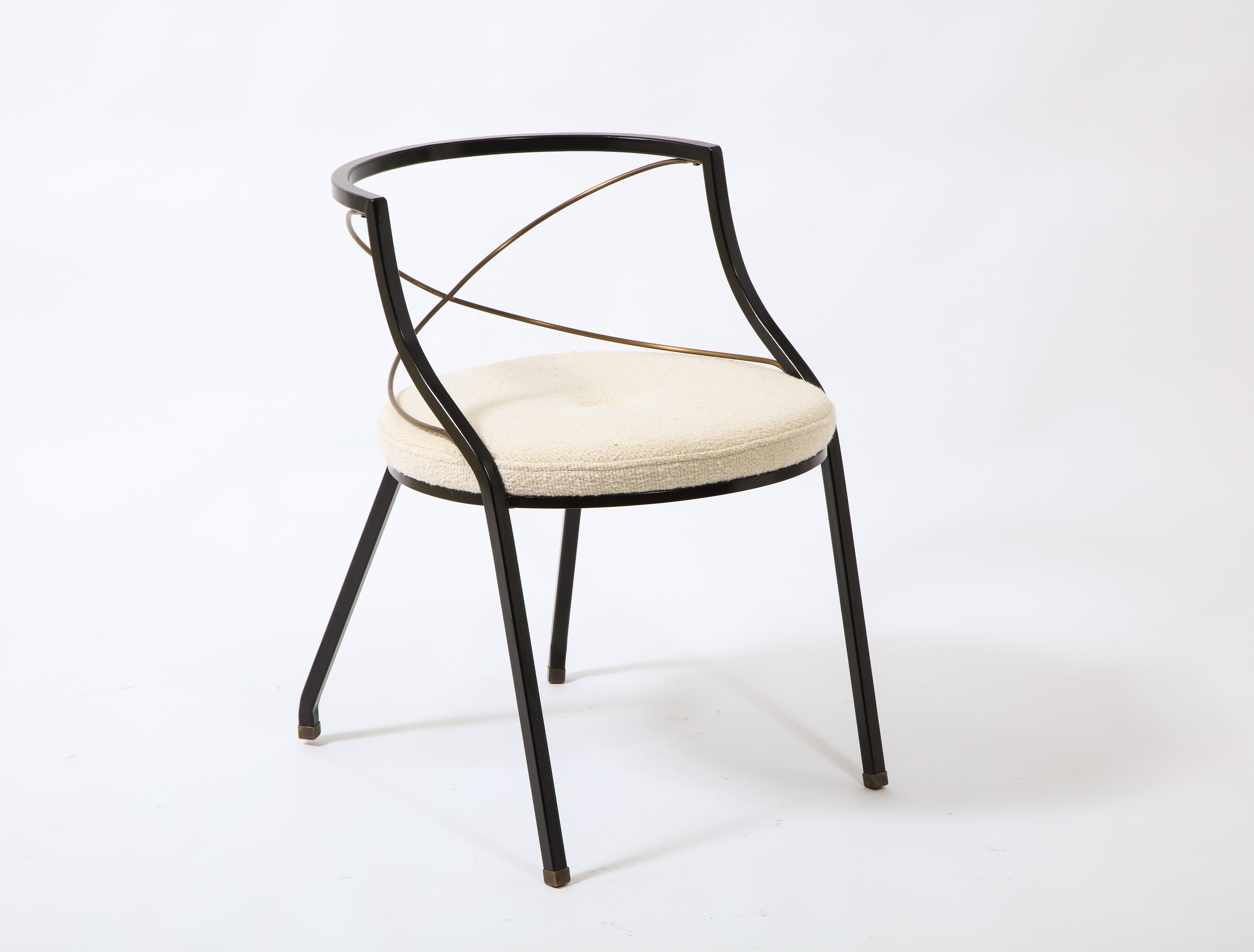 Jansen Juego de cuatro sillones de latón y hierro en bouclé blanco, Francia Años 50 en venta 6
