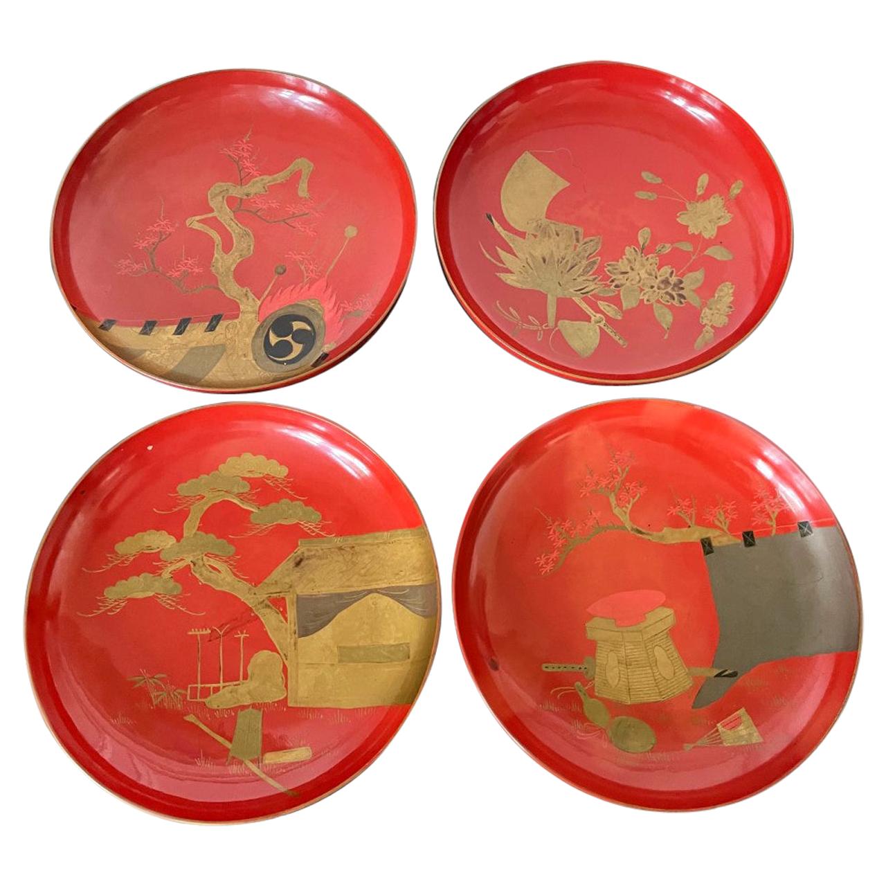Set of Four Japanese Maki-e Lacquered Pedestal Dishes For Sale