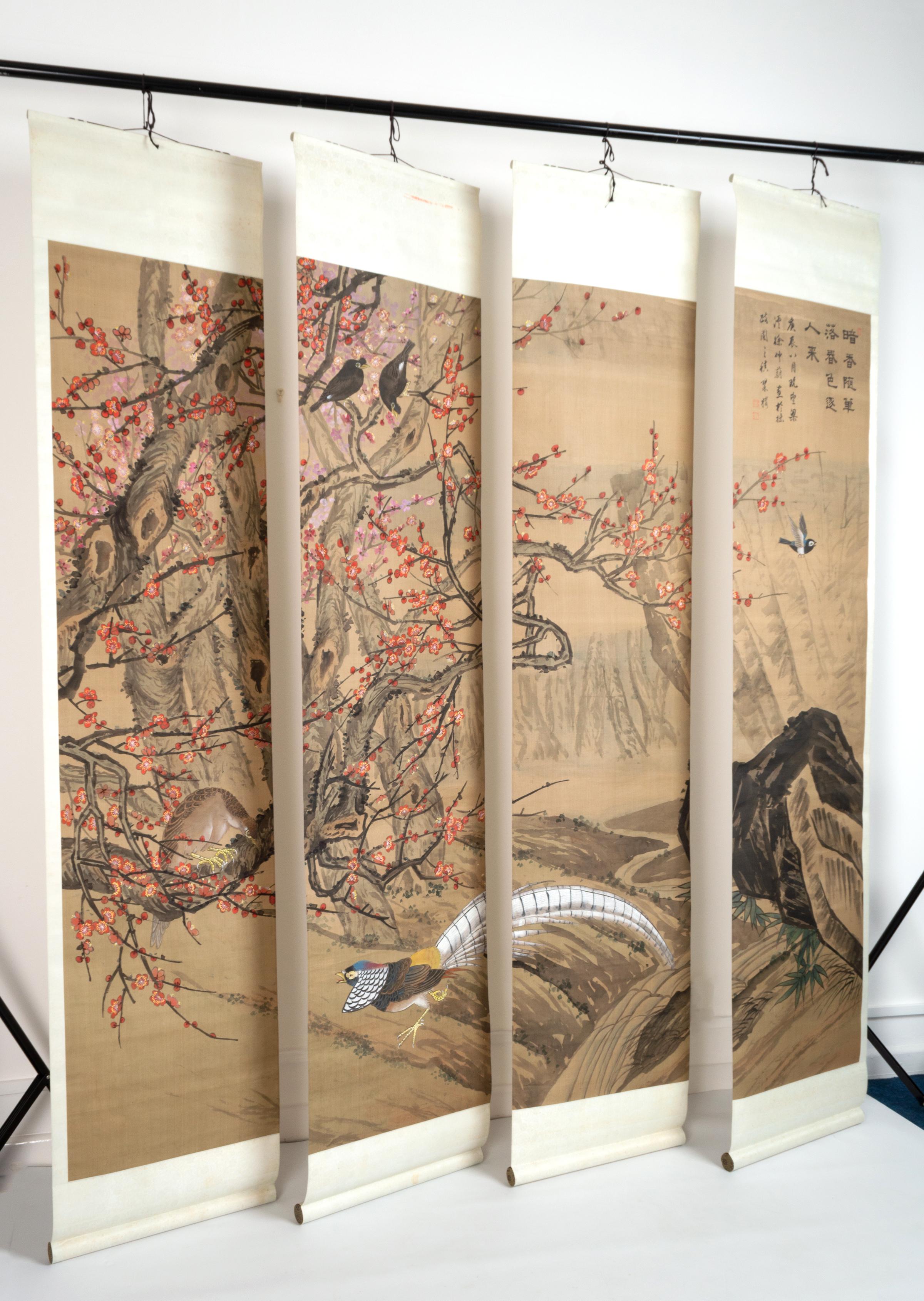 Japonisme Set of Four Japanese Silk Hanging Scrolls Screens C.1920 For Sale