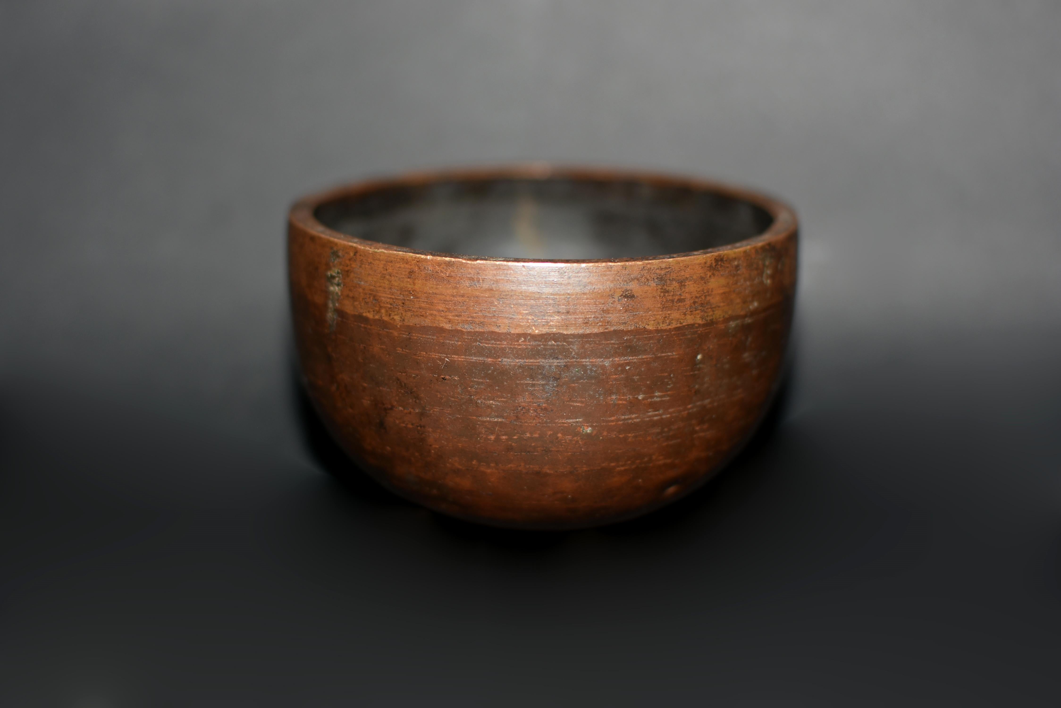 Set of Four Antique Japanese Singing Bowls 1