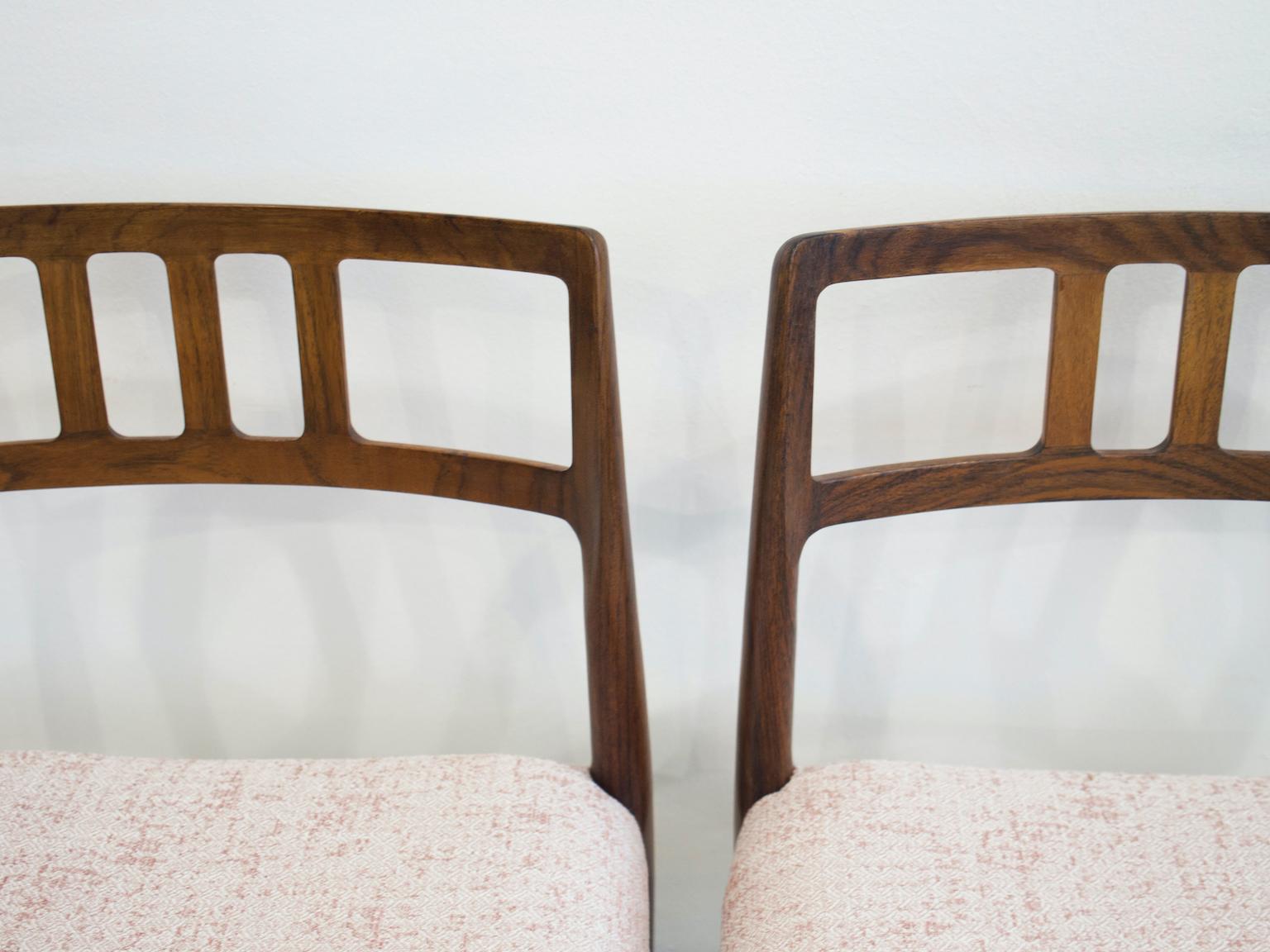 Set of Four J.L. Møllers Hardwood Chairs, Model 79 In Good Condition In Madrid, ES