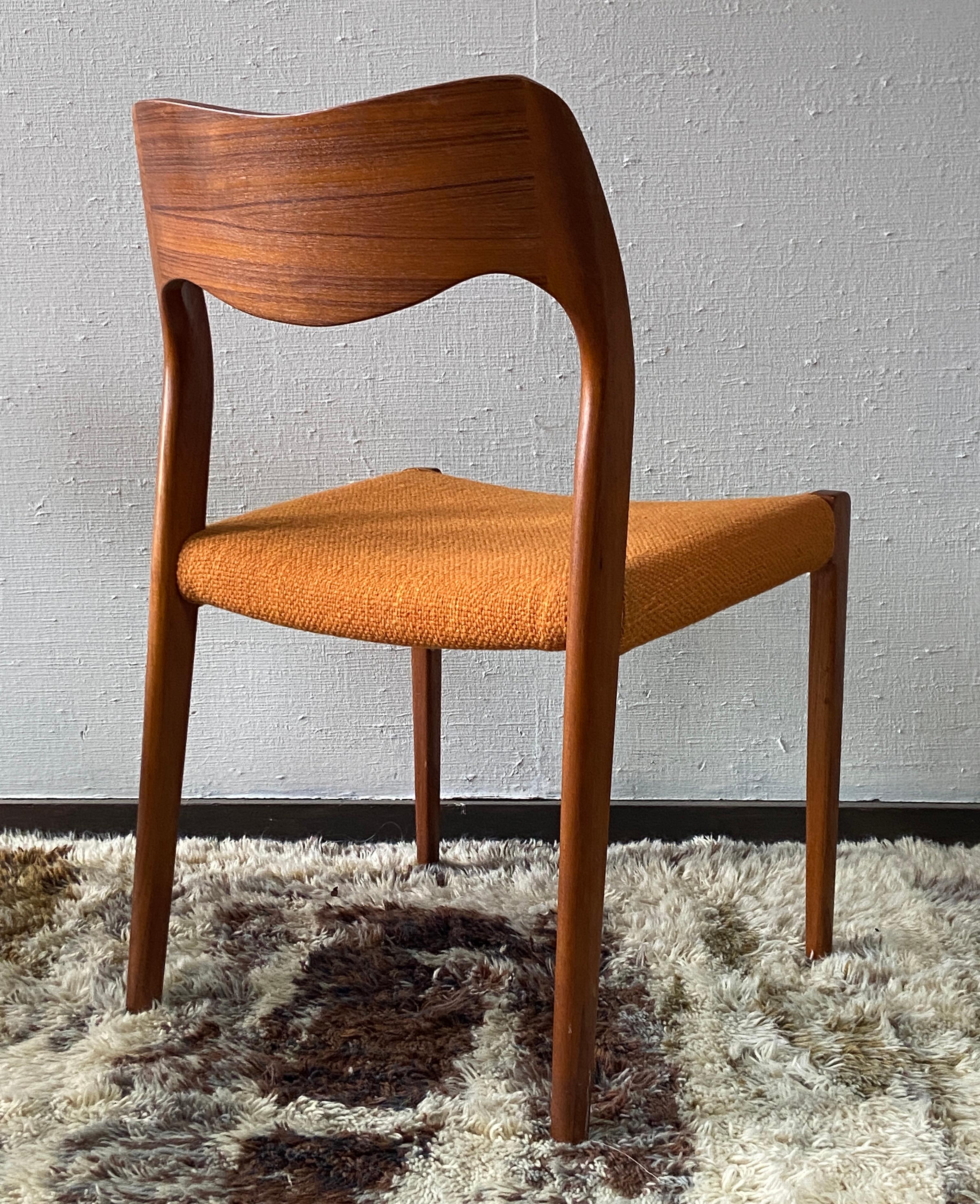 Set di quattro sedie da pranzo Niels Moller modello 71 con imbottitura originale in lana in vendita 1