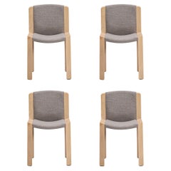 Set di quattro sedie Joe Colombo 'Chair 300' in Wood e tessuto Kvadrat di Karakter
