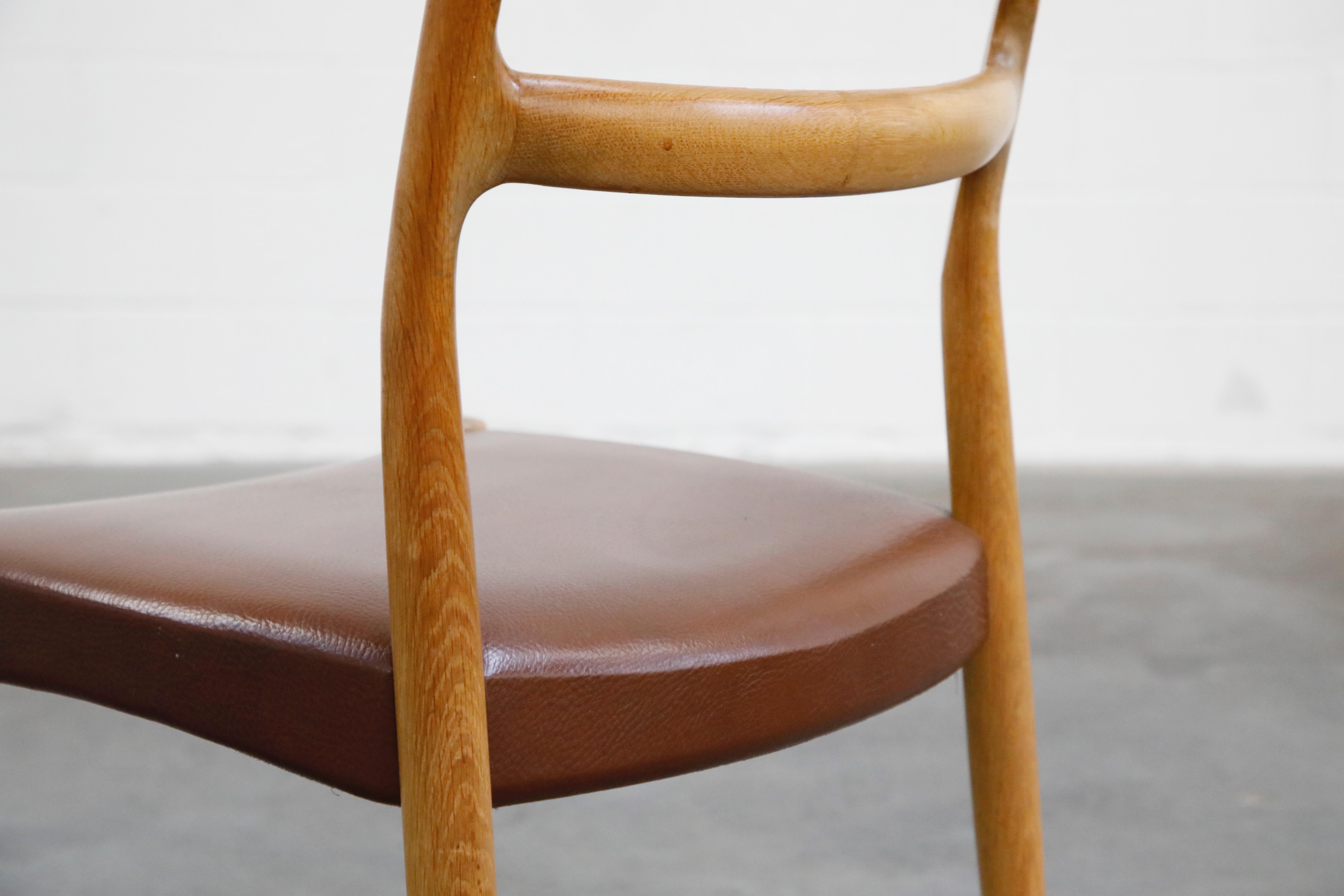 Set of Four Johannes Andersen for Uldum Møbelfabrik Danish Modern Dining Chairs 10