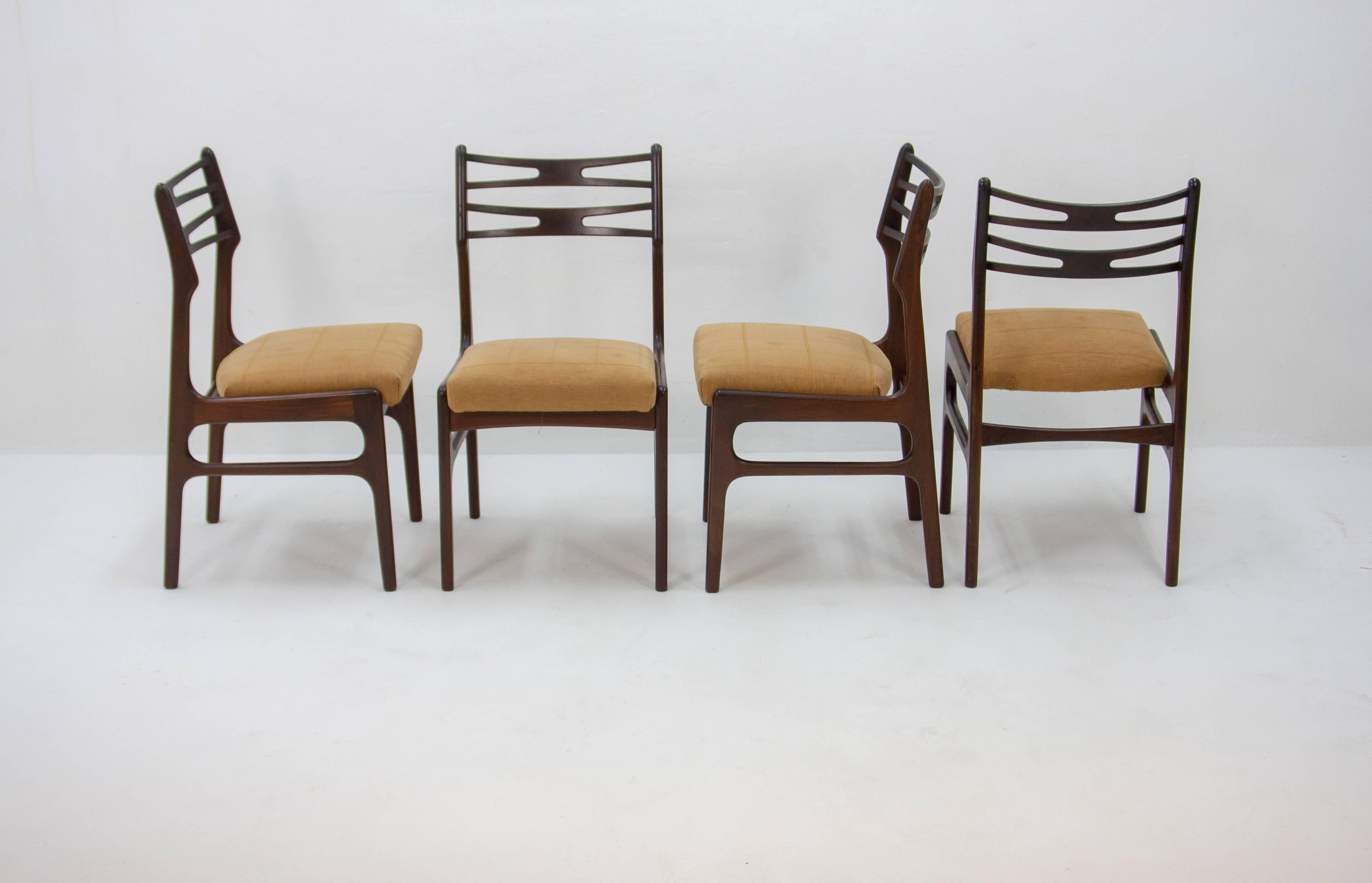 Mid-Century Modern Set of Four Johannes Andersen Model 101 Teak Dining Chairs, 1950s
