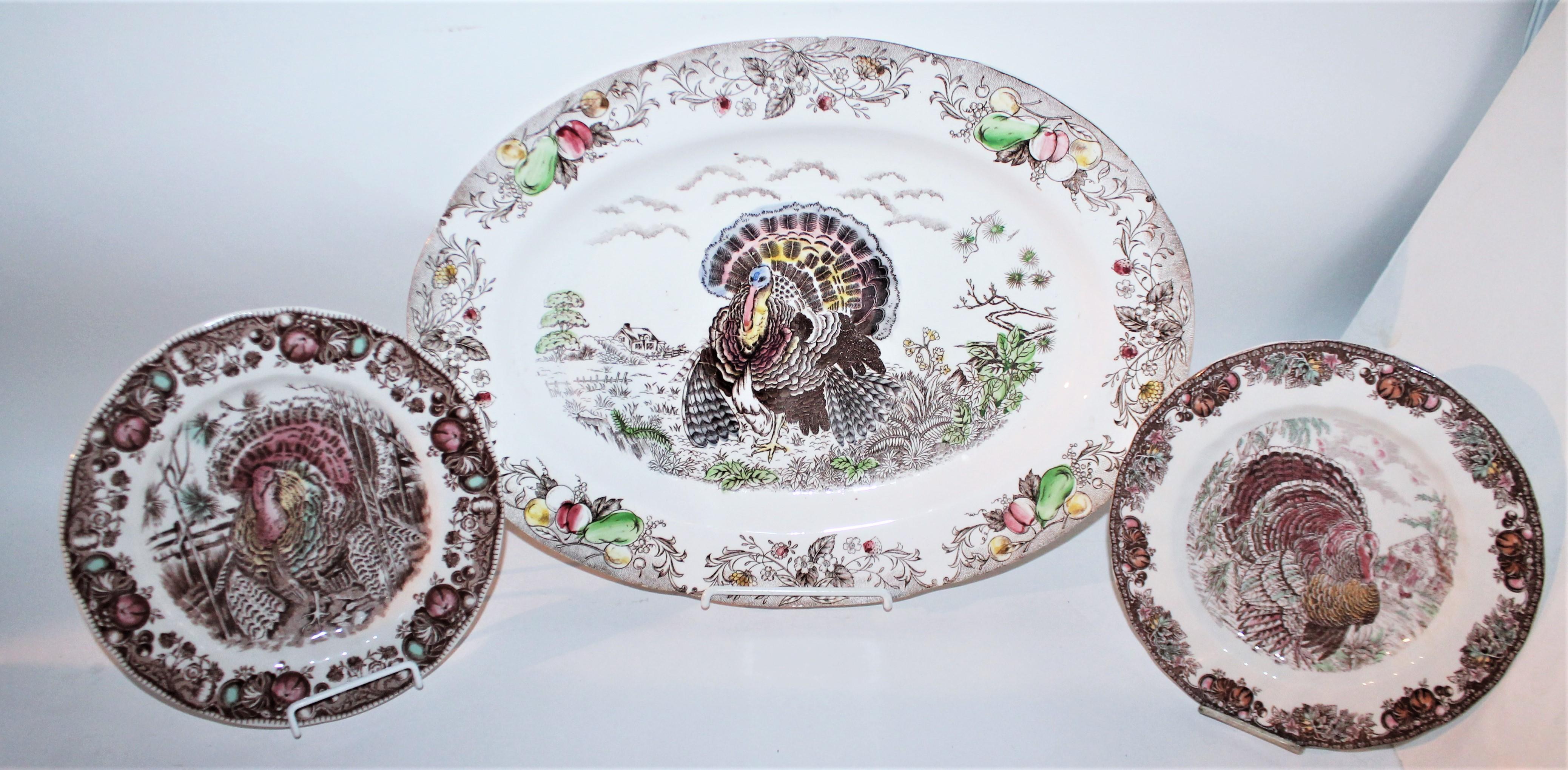 Large English Turkey platter, Johnson Bros. and a set of three English Autumn Monarch Turkey plates.

English hand engraved Johnson Bros. set of three plates.
Decorated large and engraved turkey platter. Hand engraved and in great