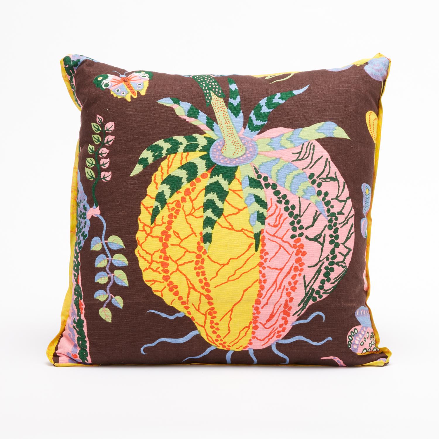 Mid-Century Modern Ensemble de quatre coussins Josef Frank dans le motif 