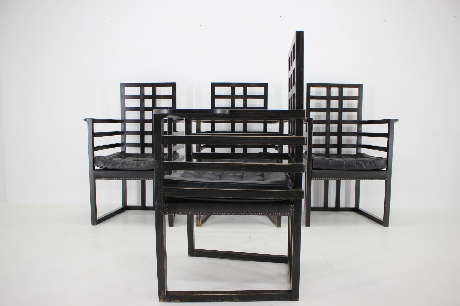 Satz von vier Josef Hoffmann Armloffel-Stühlen, hergestellt von Wittmann, Österreich im Angebot 1