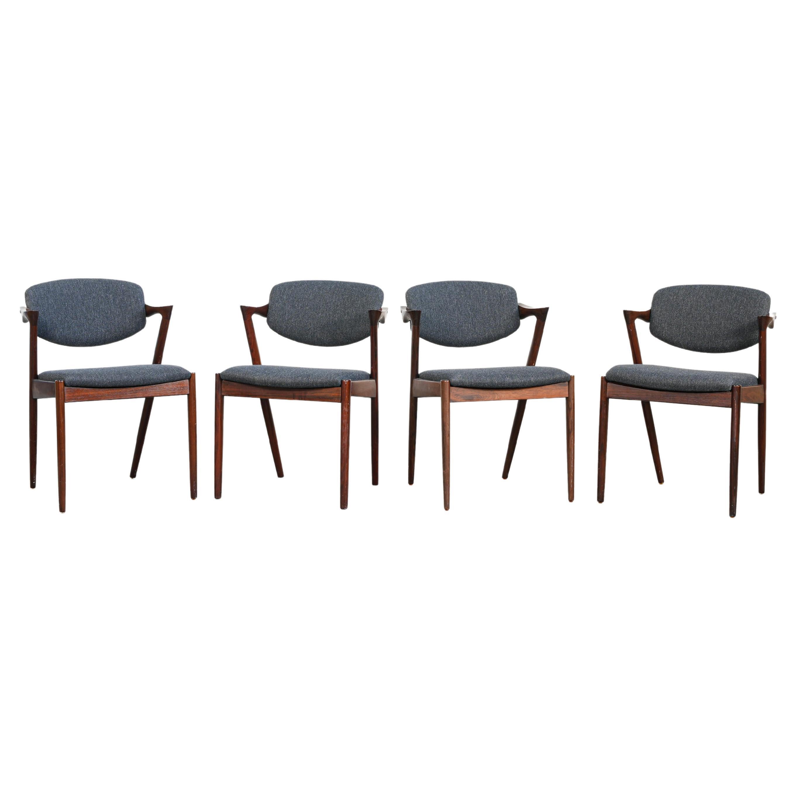 Ensemble de quatre fauteuils de salle à manger Kai Kristiansen, tapisserie S. Andersen neuve en vente