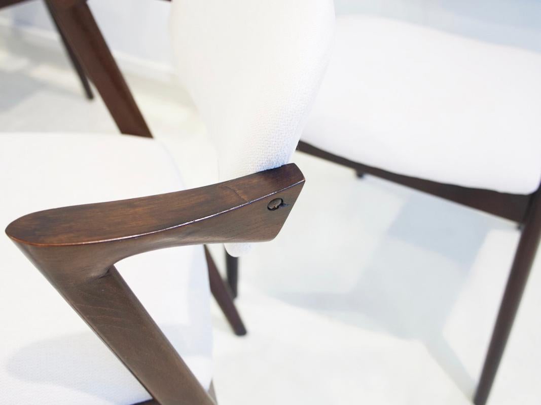 Set of Four Kai Kristiansen Model 42 Chairs with White Upholstery 4