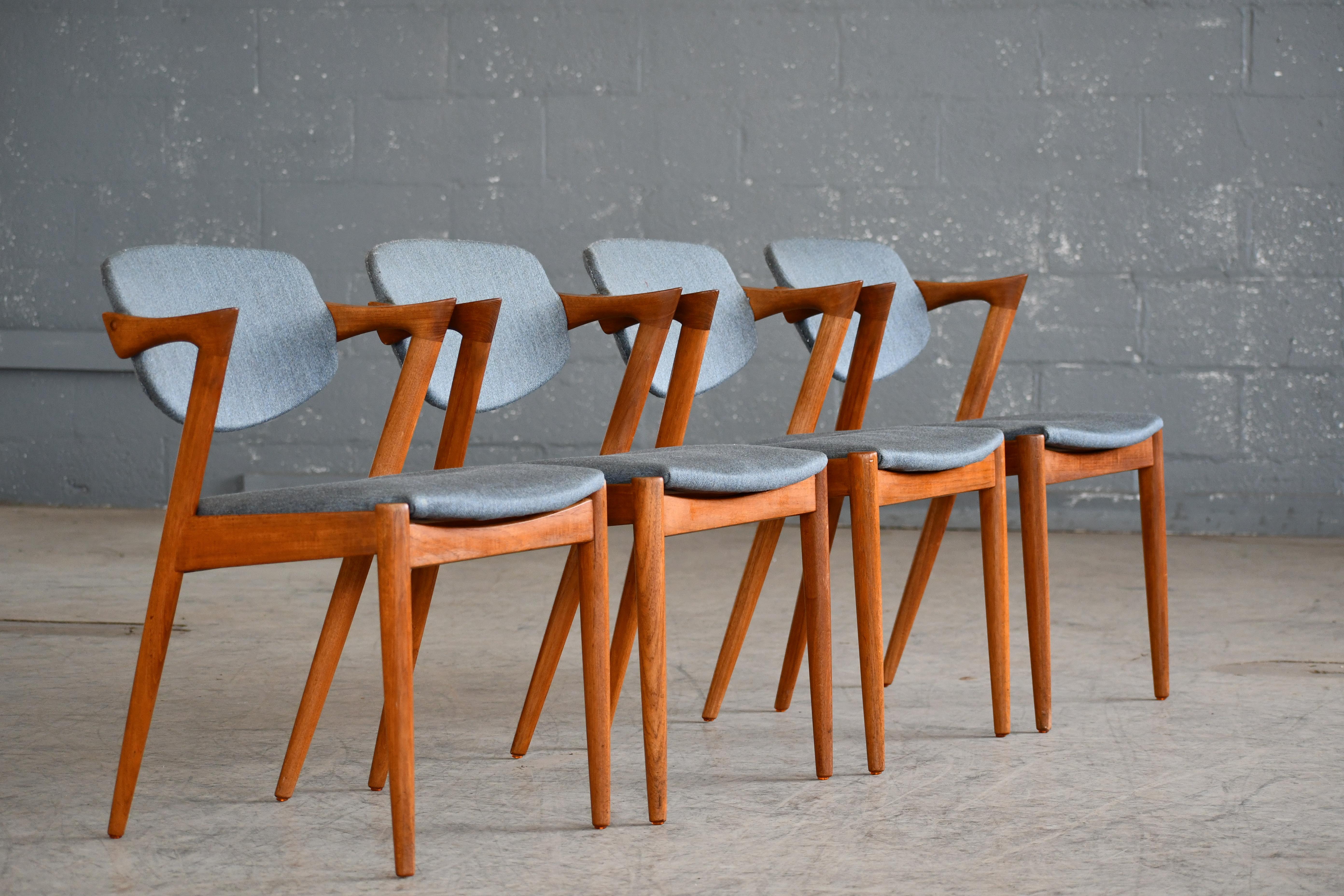 Mid-Century Modern Set of Four Kai Kristiansen Model 42 Oak Dining Chairs Danish Midcentury