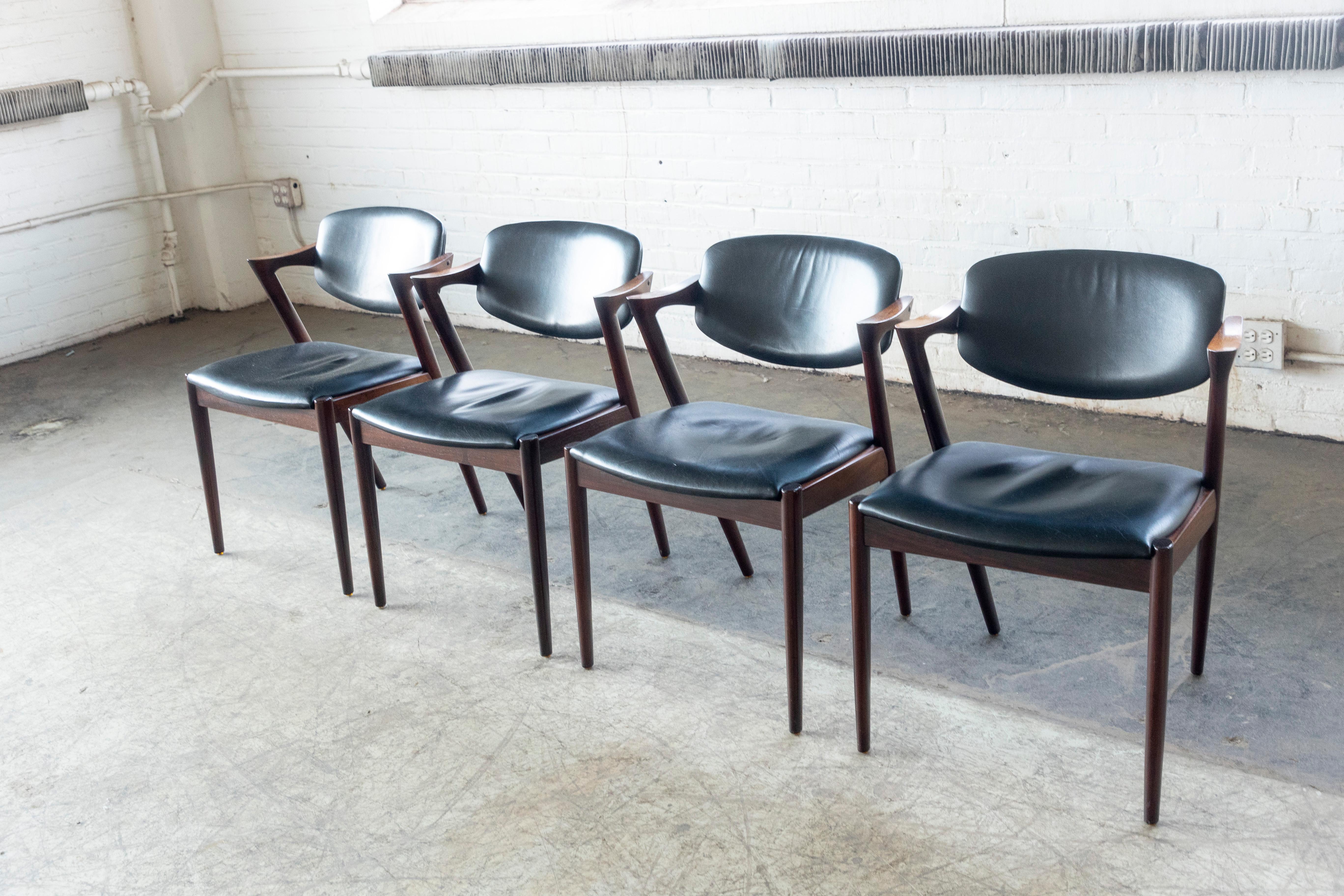 Mid-Century Modern Set of Four Kai Kristiansen Model 42 Rosewood Dining Chairs Danish Midcentury