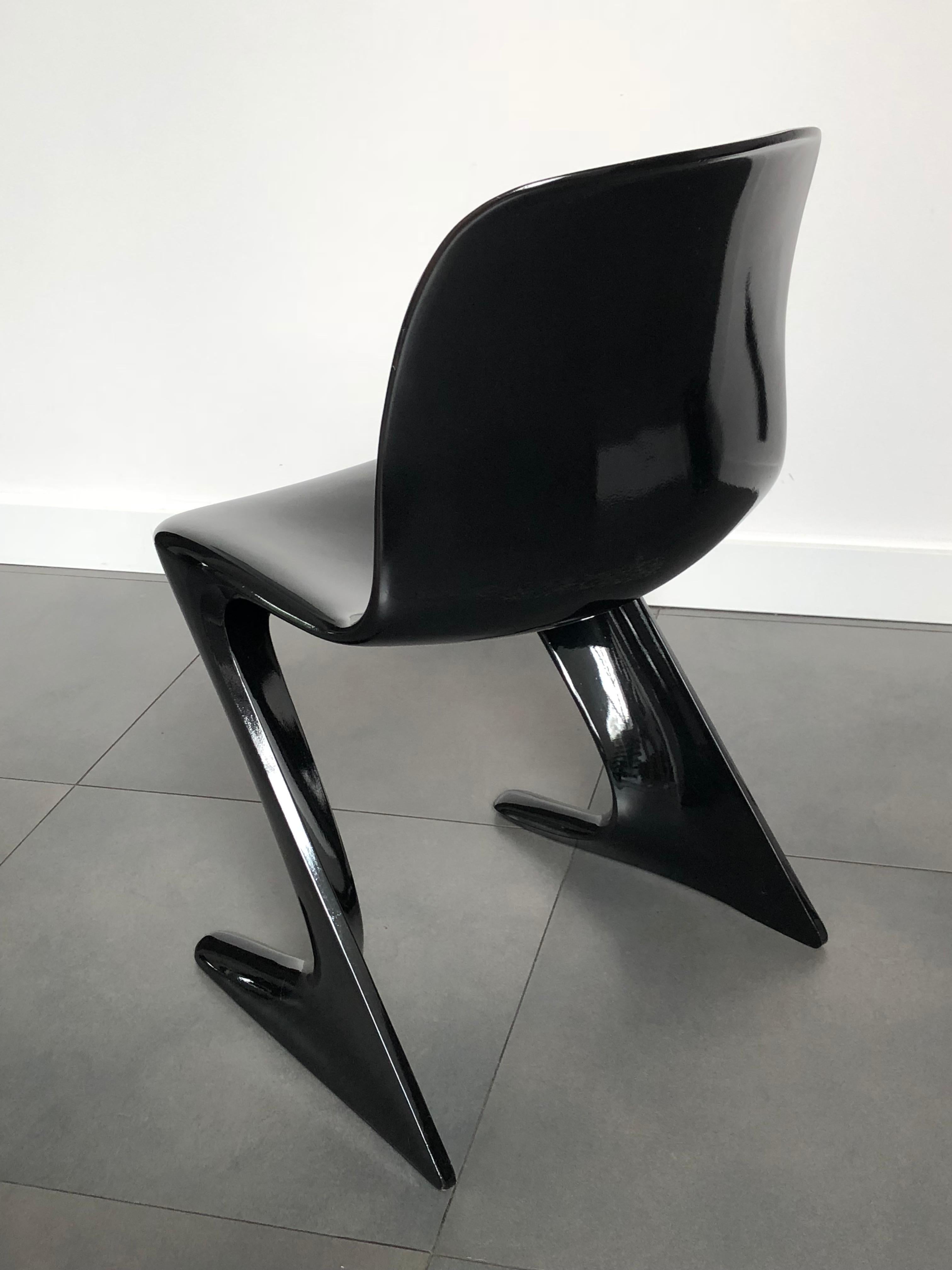 Ensemble de quatre chaises Kangourouo conçu par Ernst Moeckl, Allemagne, 1968 Bon état - En vente à 05-080 Hornowek, PL