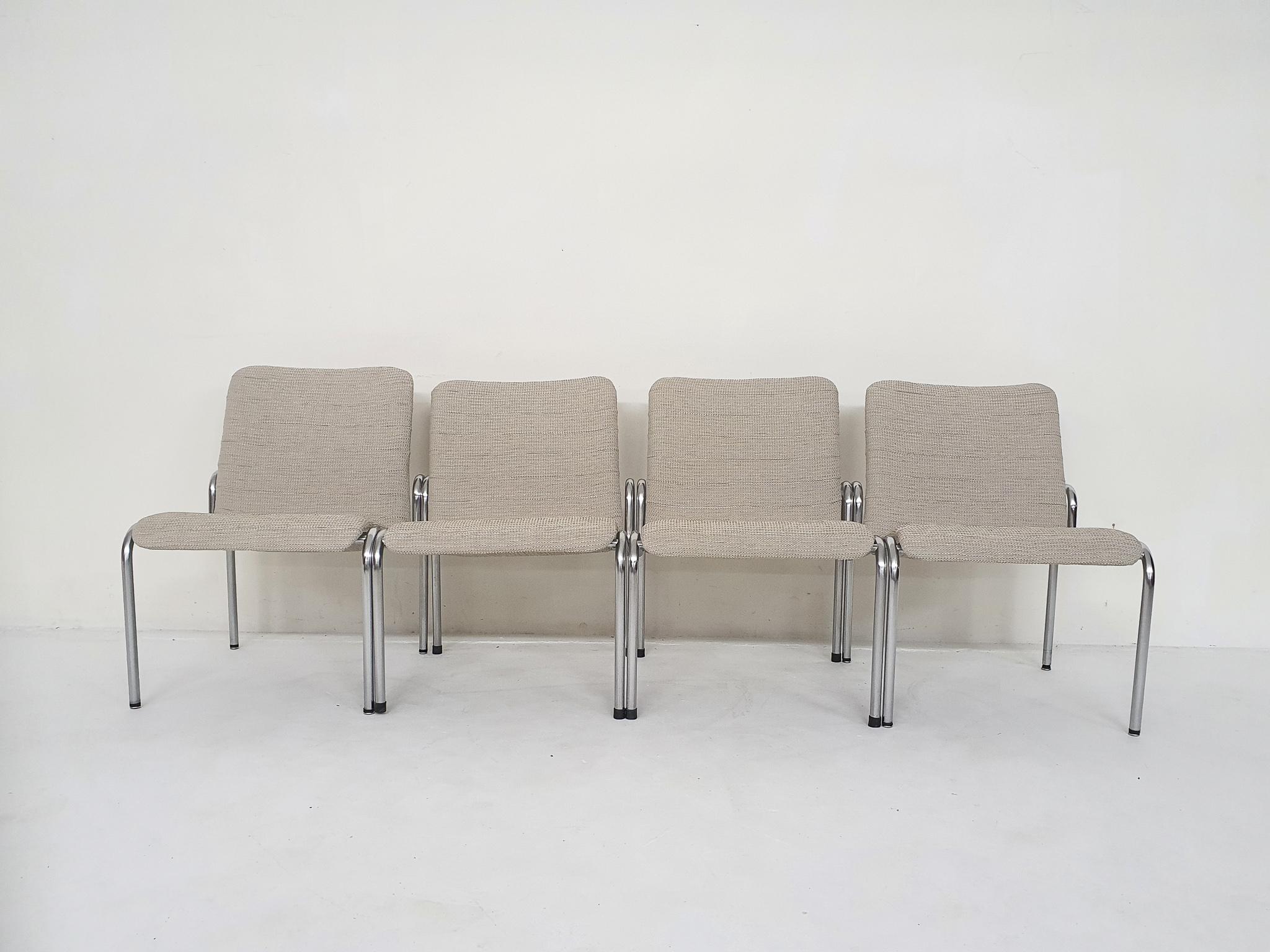 Satz von vier Kho Liang Ie für Stabin Lounge Chairs Modell 703, Holland 1960er Jahre (Niederländisch) im Angebot