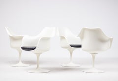 Set of Four Knoll Saarinen Model 150 Tulip Armchairs