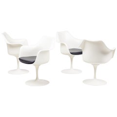 Set of Four Knoll Saarinen Model 150 Tulip Armchairs