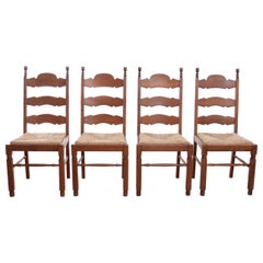 Ensemble de quatre chaises de salle à manger à dossier échelonné en Oak Oak Rush Seat