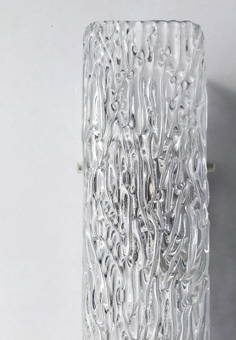 Set of four beautiful hand blown textured murano glass sconces by J.T. Kalmar,
Austria, 1960s.

Lamp sockets: 3.