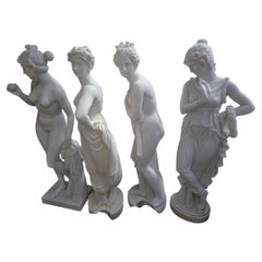 Satz von vier großen Statuen aus Carrara-Marmor, die die Four Seasons darstellen
